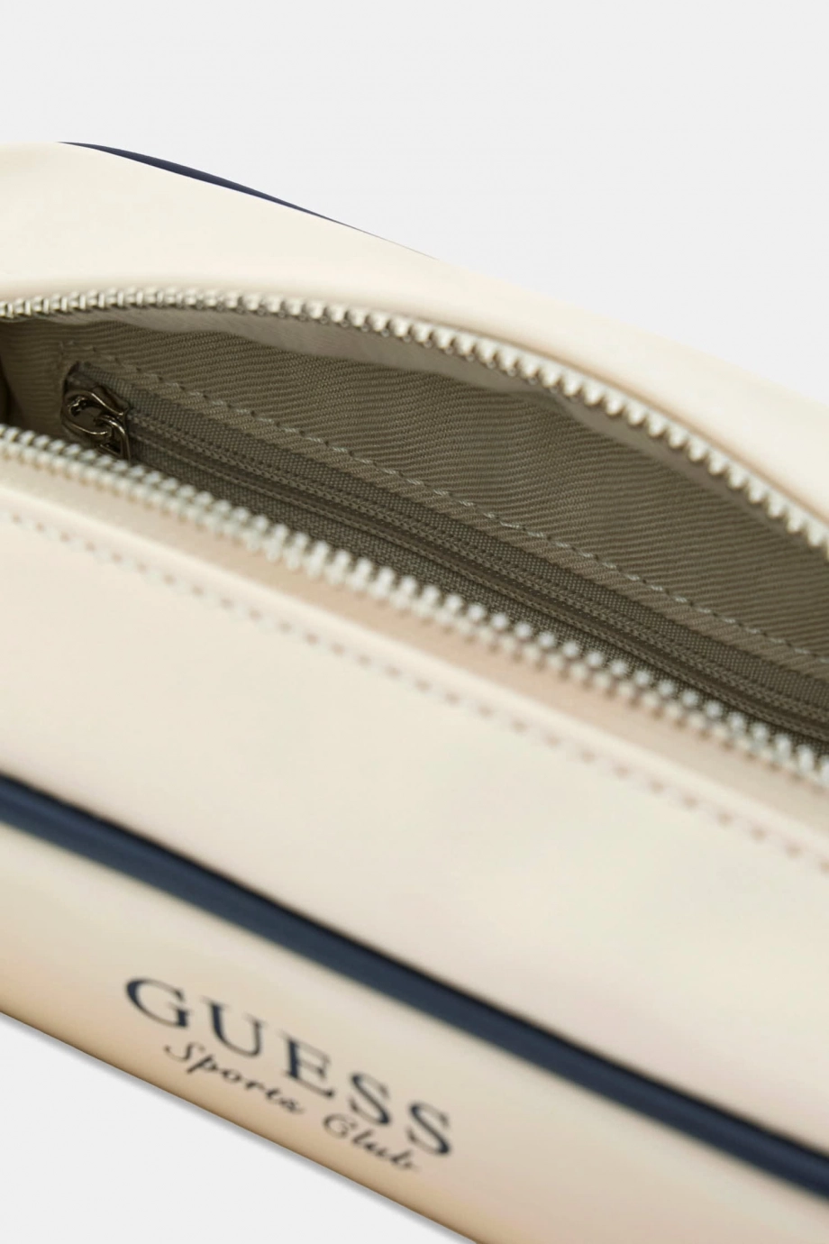 Guess Hoshi Kadın Aktif Çapraz Askılı Çanta