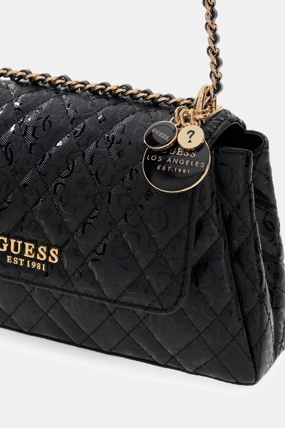Guess Isemay Dönüştürülebilir Askılı Kapaklı Kadın Siyah Çapraz Çanta HWGG9628210-BLA