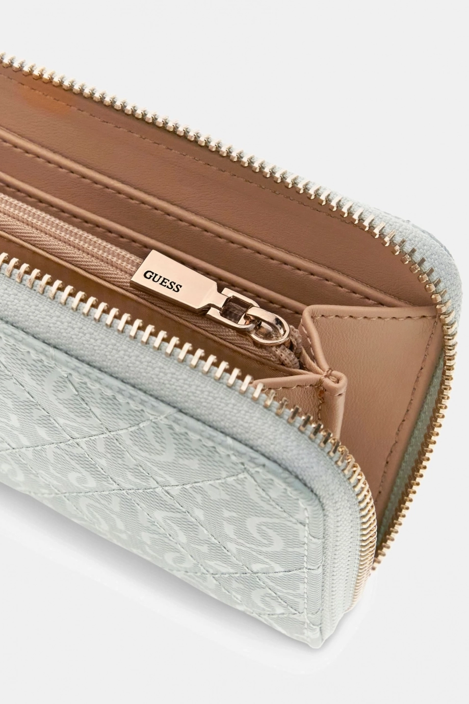 Guess Isemay Orta Boy Fermuarlı Kadın  Cüzdan SWGG9628140-LIS