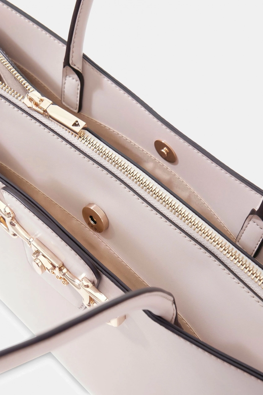 Guess Janie Girlfriend Kadın Bej Omuz Çantası HWVG9910230-STO