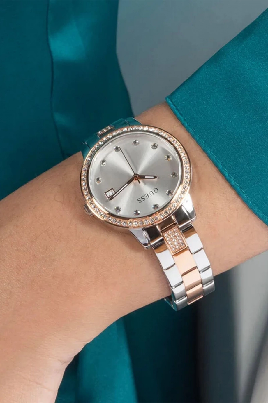 Guess Kadın  Kol Saati GUGW0725L2