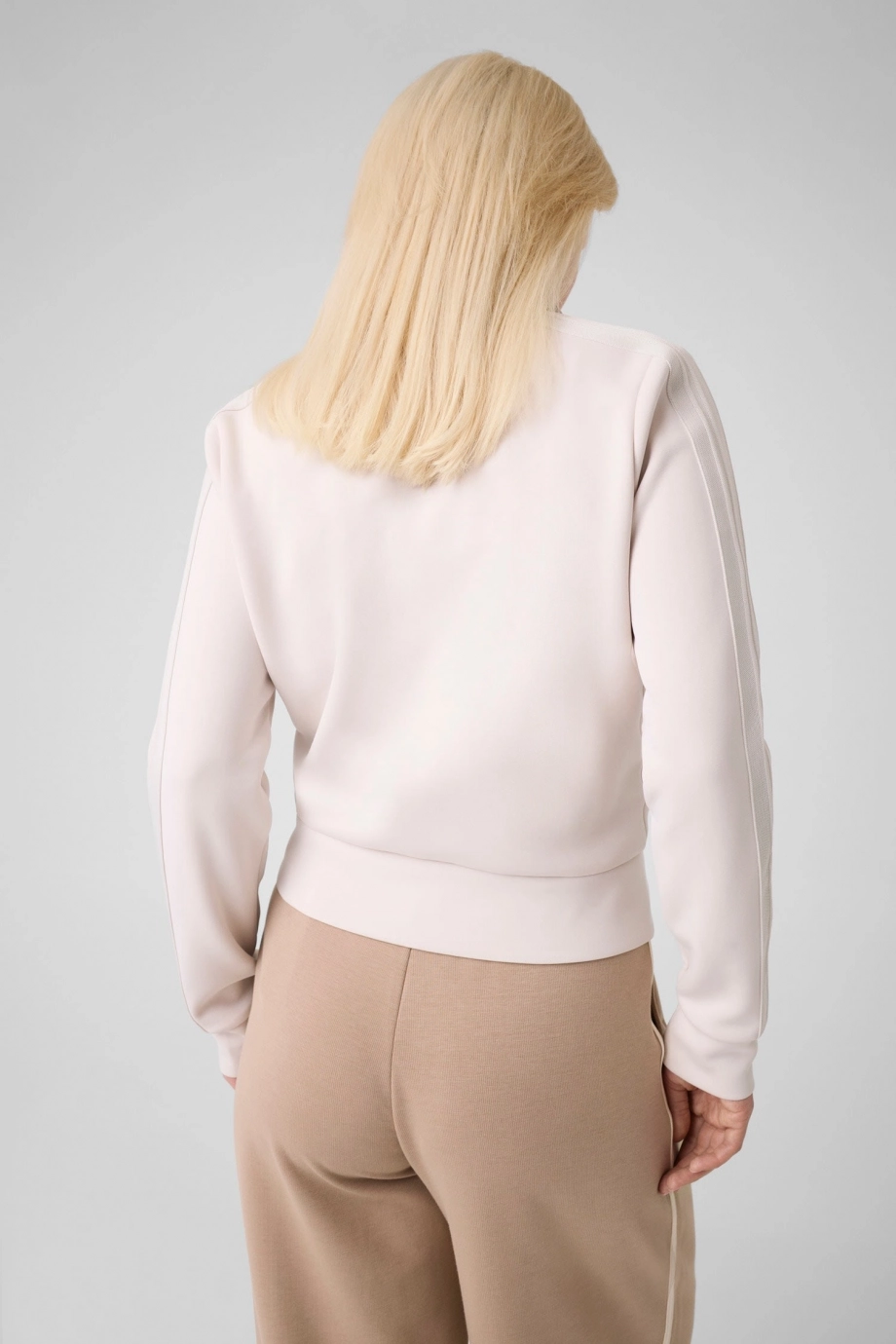 Guess Lyra Kadın Aktif Modal Karışımlı Sweatshirt