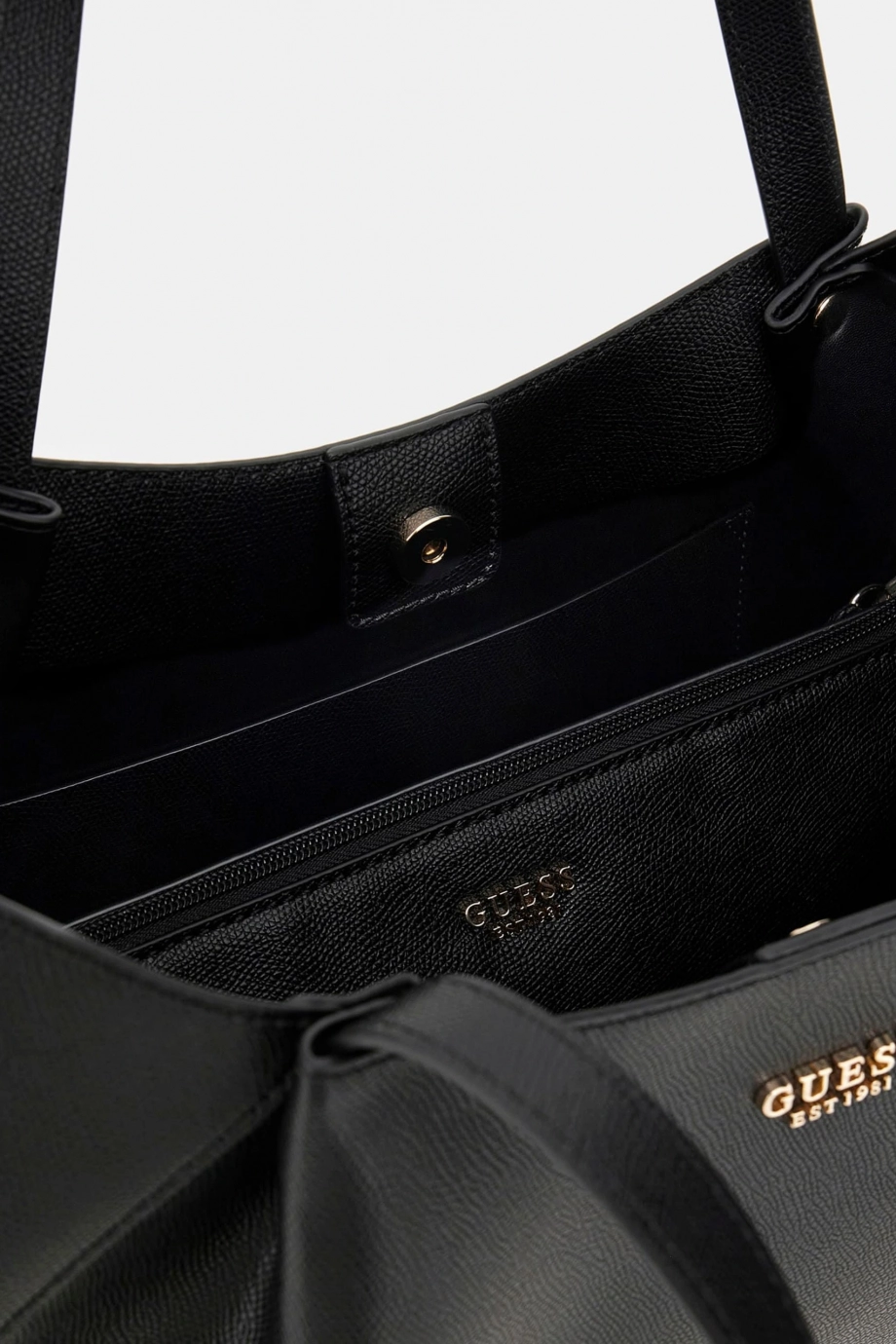 Guess Noelle Kadın Siyah Omuz Çantası HWBG7898240-BLA