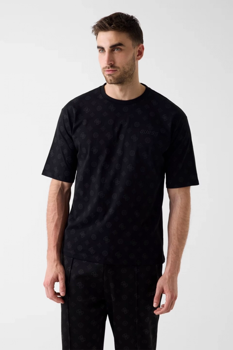 Guess Ovidio Bisiklet Yaka Kısa Kollu Erkek Siyah T-shirt Z6GI07K2852-PMKW