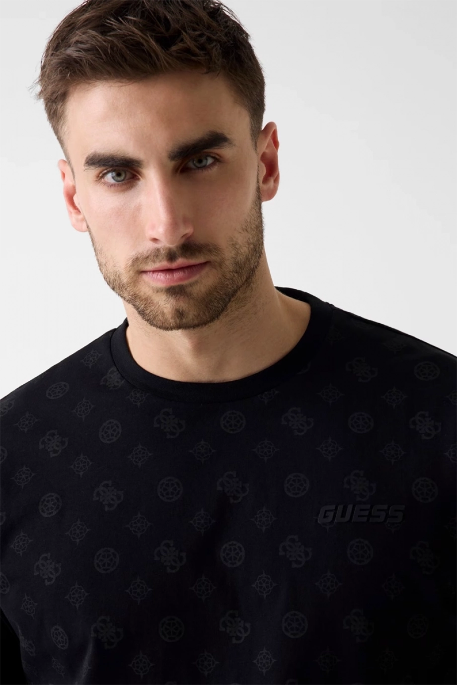 Guess Ovidio Bisiklet Yaka Kısa Kollu Erkek Siyah T-shirt Z6GI07K2852-PMKW