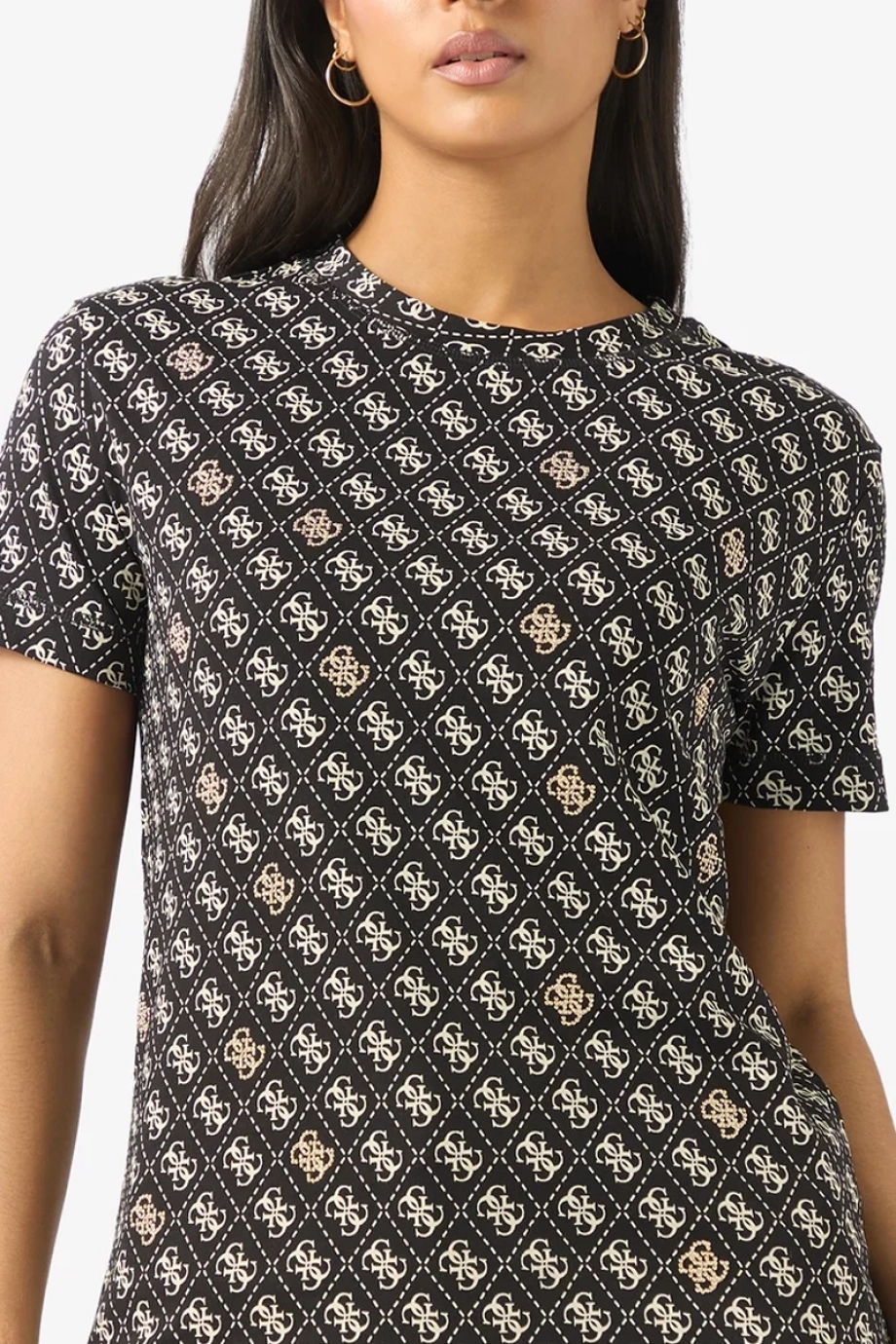 Guess Rhombus Kadın Çok Renkli Aktif Regular Fit T-Shirt V5BI14I3Z14-PJ5U
