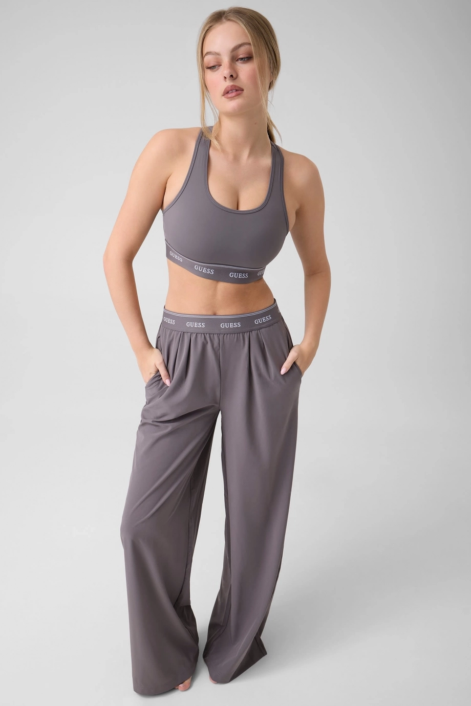 Guess Selena Kadın Aktif Relaxed Fit Eşofman Altı