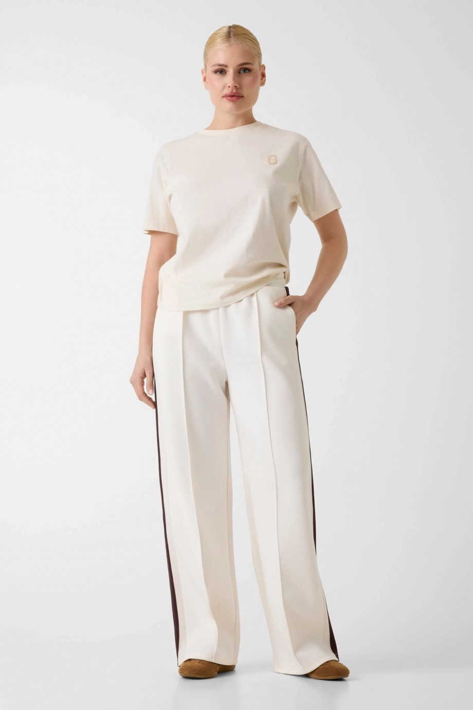 Guess Siria Kadın Aktif Oversize Fit T-Shirt