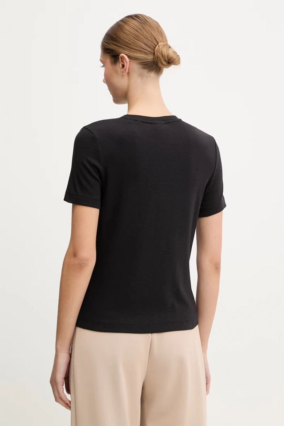 Guess Sonia Bisiklet Yaka Kısa Kollu Kadın Siyah T-shirt V6RI17KD741-JBLK