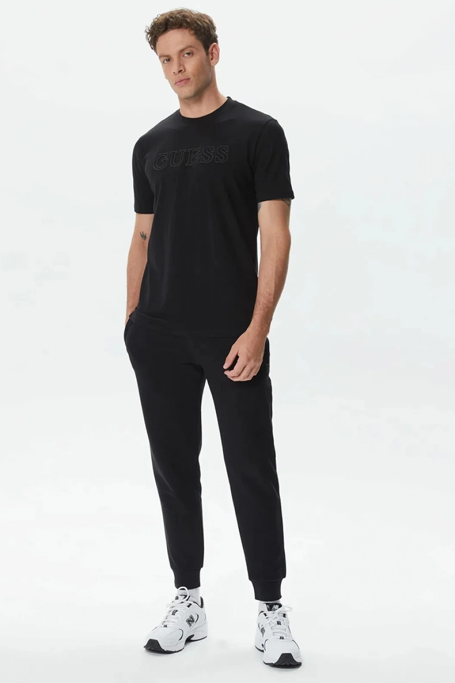 Guess Alphy Erkek Siyah Aktif Regular Fit T-Shirt Z2YI11J1314-JBLK