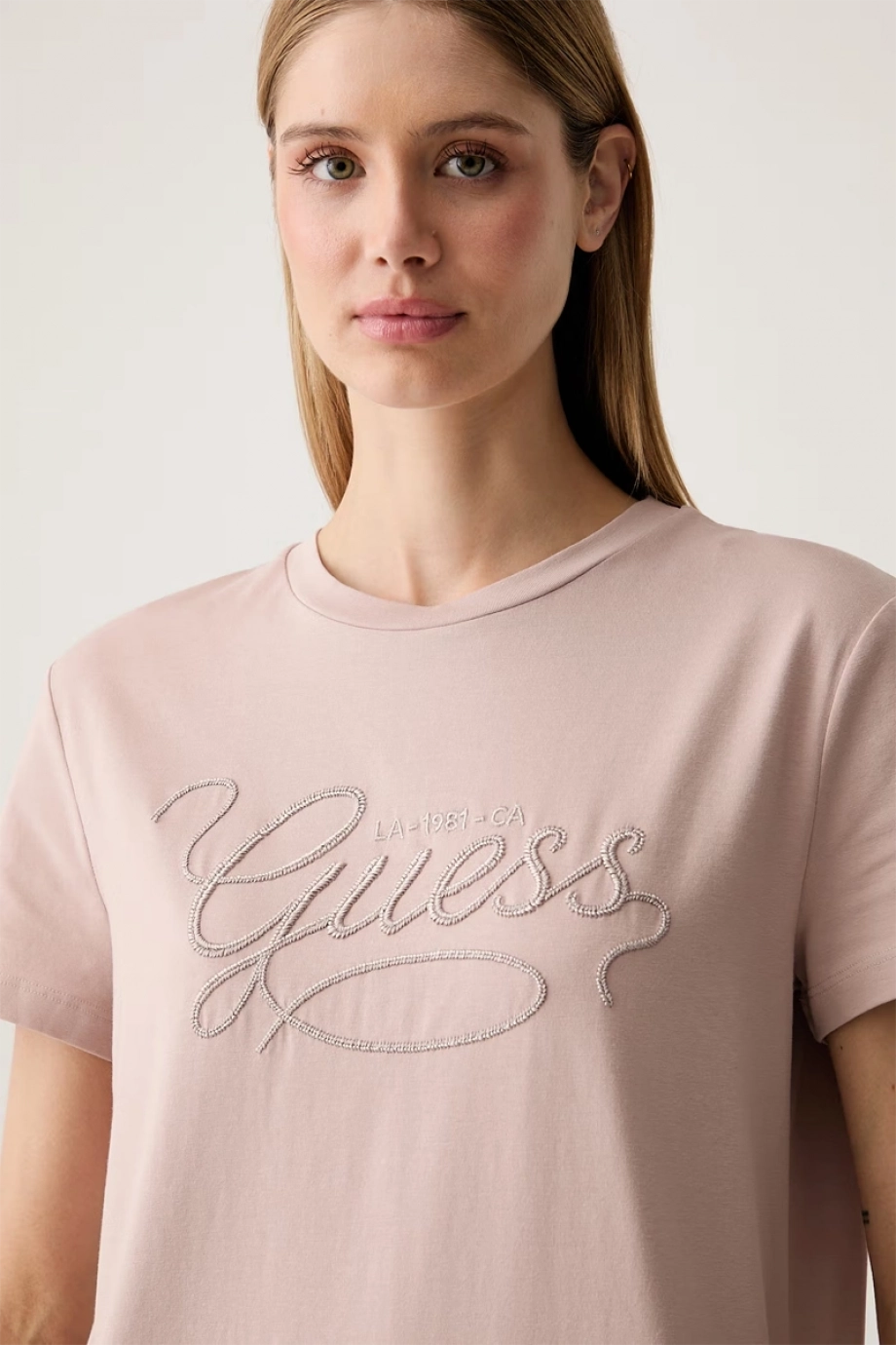 Guess Syrma Kadın Aktif Regular Fit T-Shirt