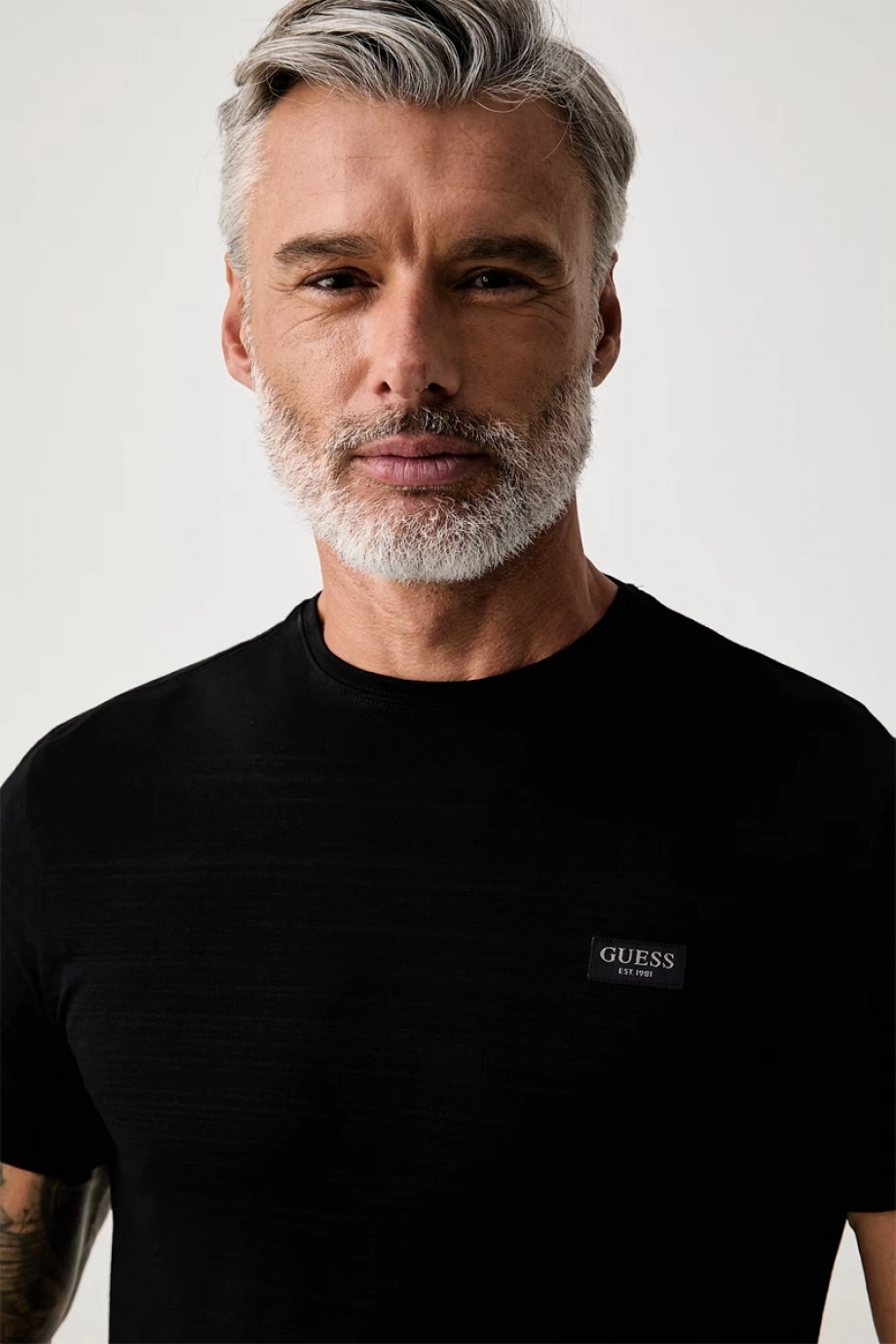 Guess Textured Erkek Slim Fit T-Shirt