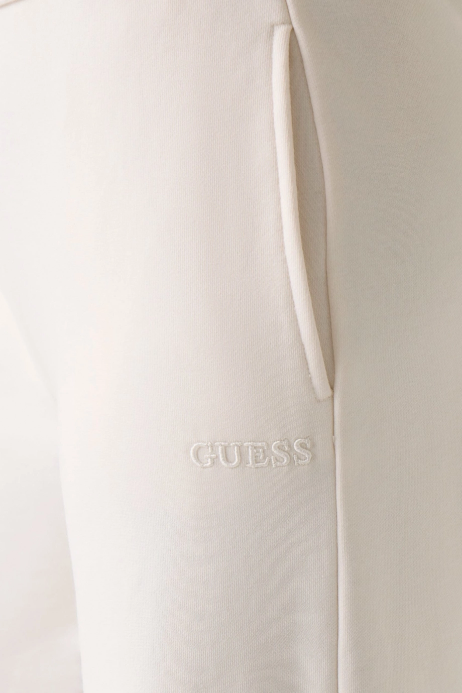 Guess Yayoi Geniş Paça Kadın Beyaz Eşofman Altı V6RB03KD761-G012