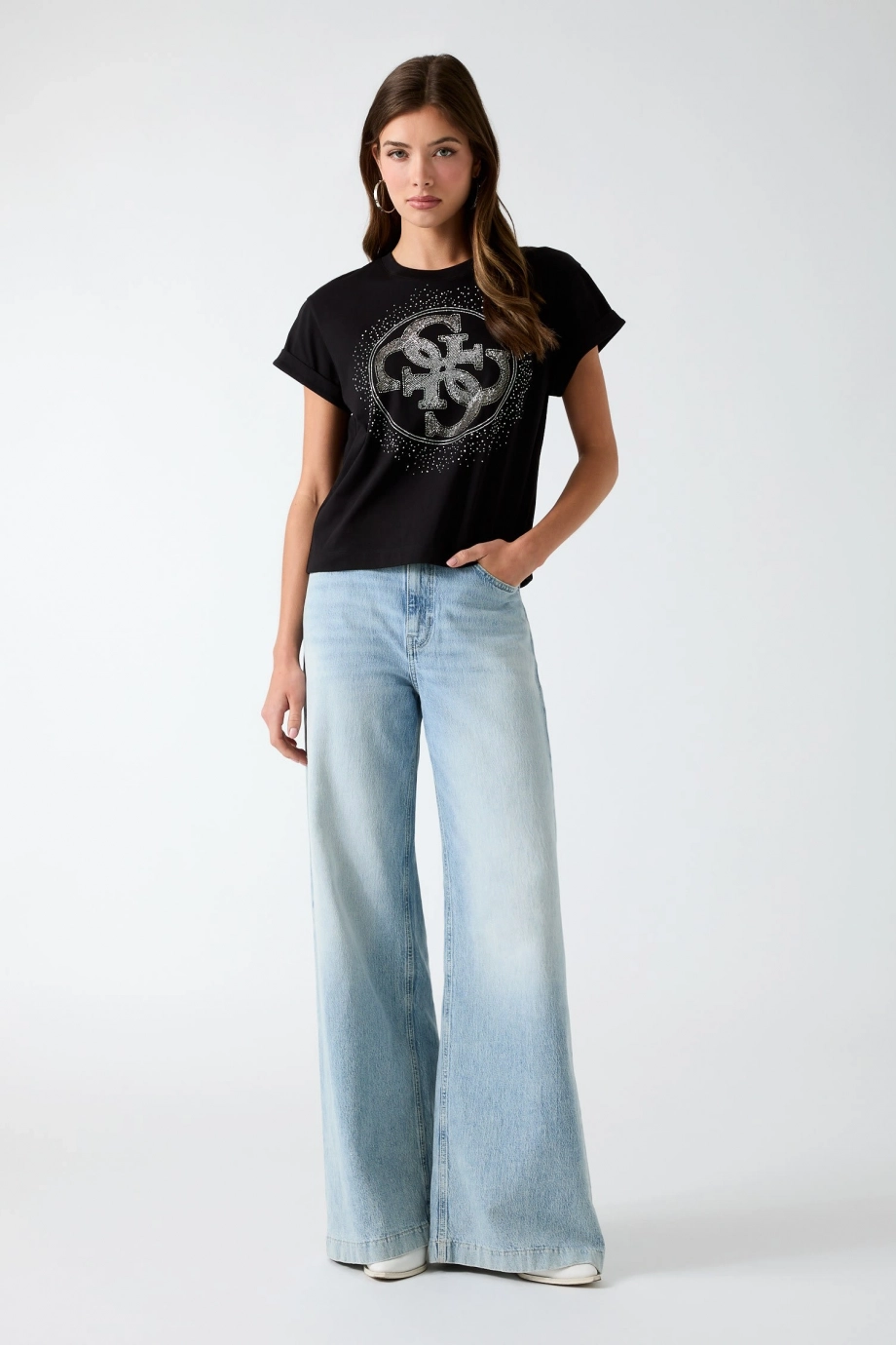 Guess Round Kadın Regular Fit T-Shirt