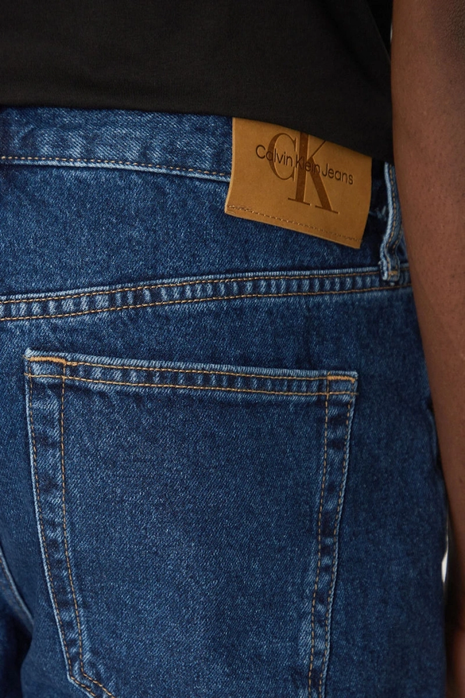 Calvin Klein REGULAR SHORT Erkek  Şort J30J327192-1BJ
