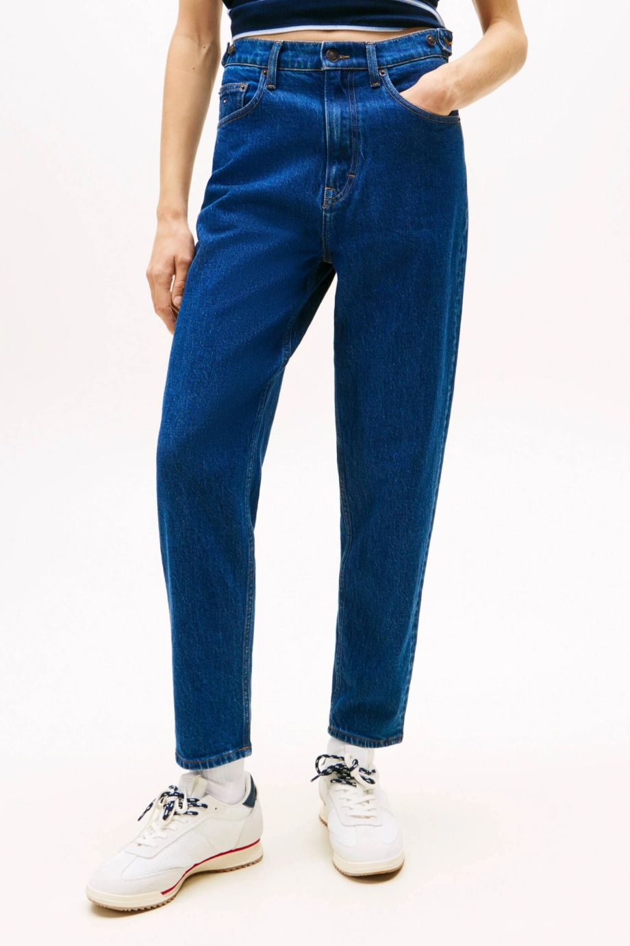 Tommy Hilfiger Mom Ultra Yüksek Bel Bileğe Doğru Daralan Kadın Mavi Jeans DW0DW219541BK