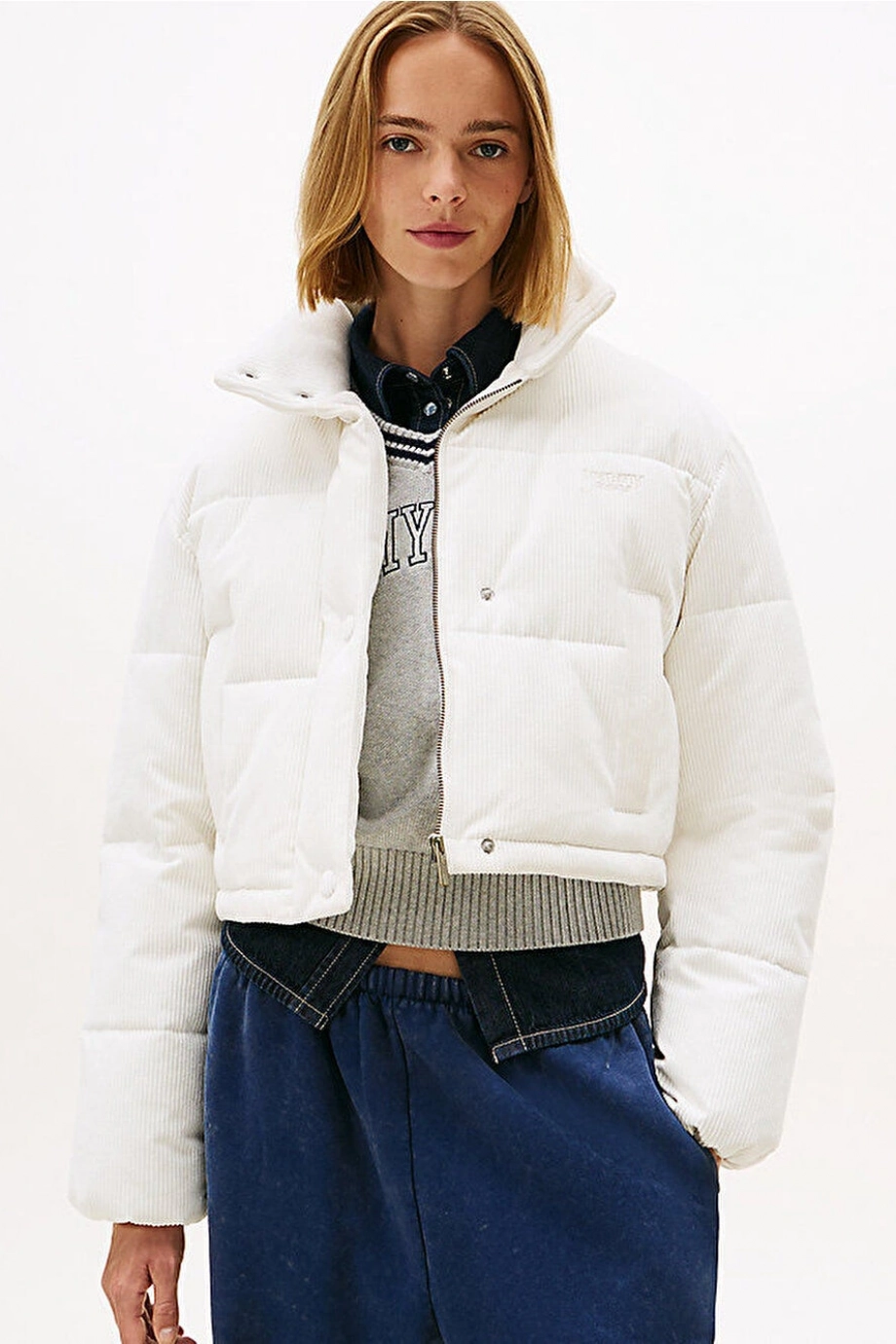 Tommy Hilfiger TJW Kadife Şişme Kadın Beyaz  Mont  DW0DW21658YBH