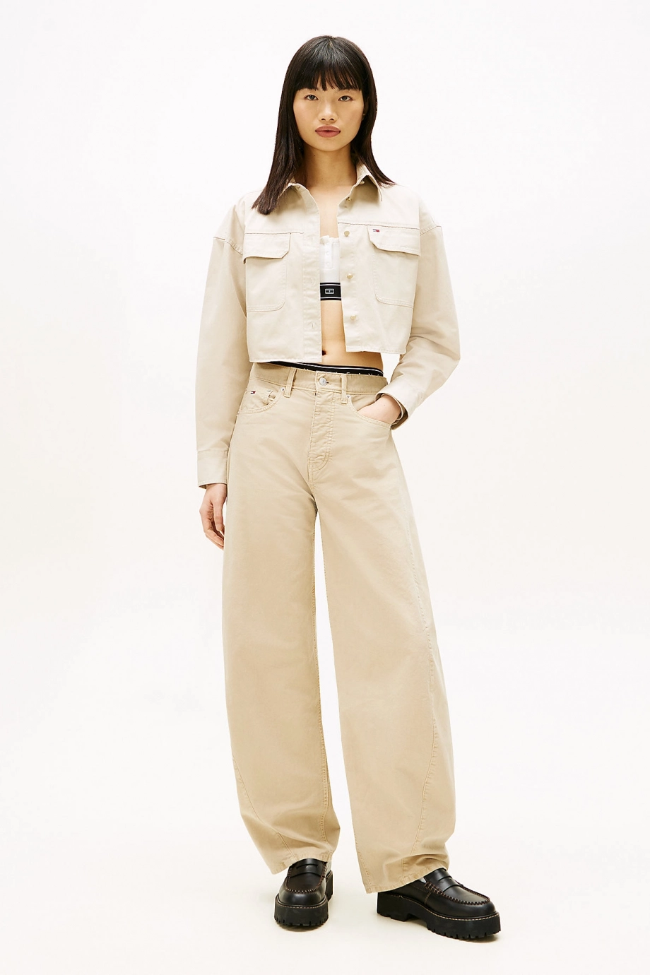 Tommy Hilfiger TJW Kısa Utility Kadın Bej Gömlek DW0DW22514ABY