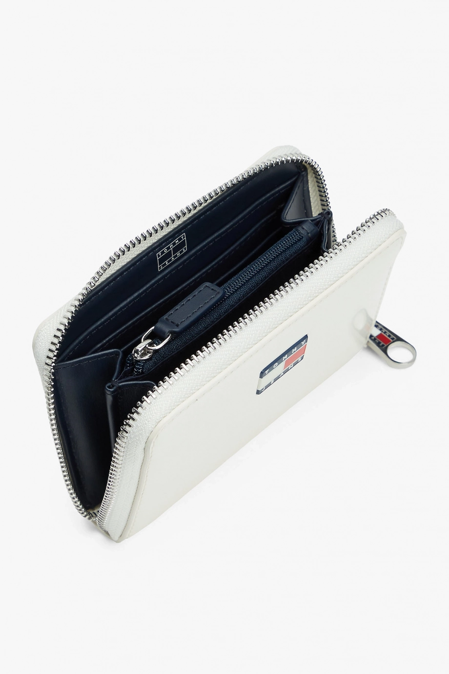 Tommy Hilfiger TJW Must Orta Boy Fermuarlı Kadın Beyaz Cüzdan AW0AW18090YBI