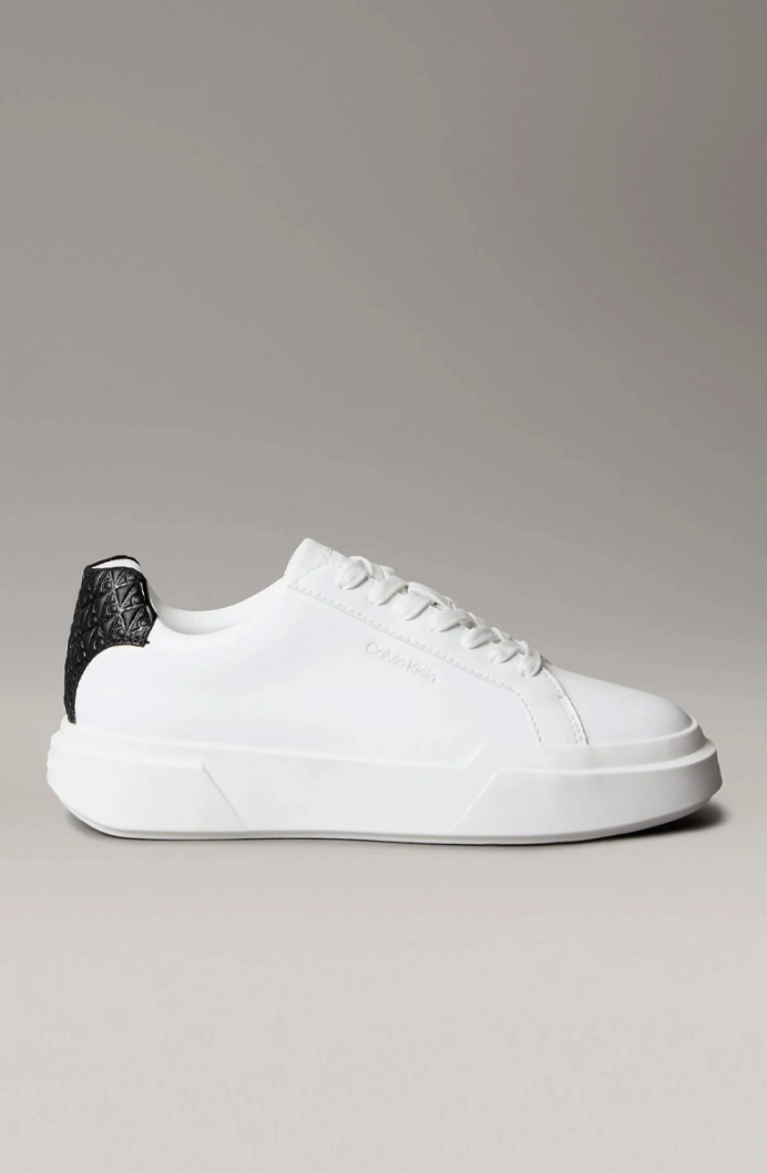Calvin Klein Chunky Cups Bağcıklı Deri Tamamı Baskılı Kadın Beyaz Sneaker YW0YW02036-01W