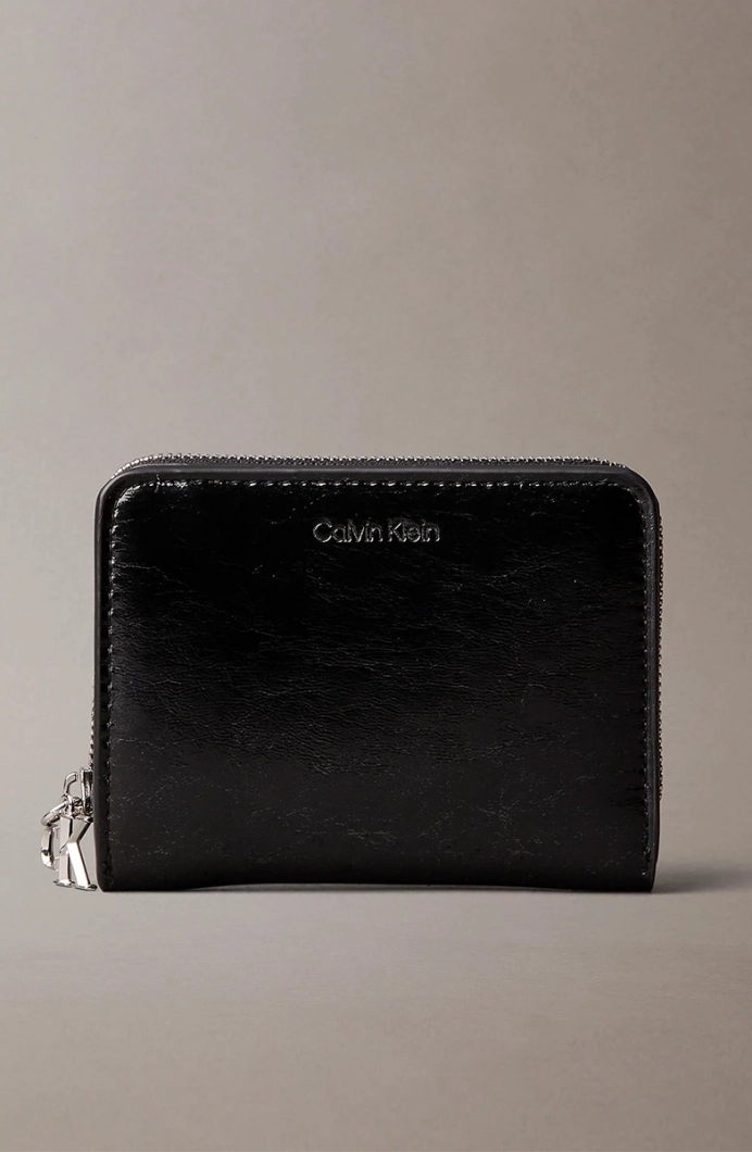 Calvin Klein CK Metalik Kapaklı Fermuarlı Kadın Siyah Cüzdan LV04F1103G-UB1