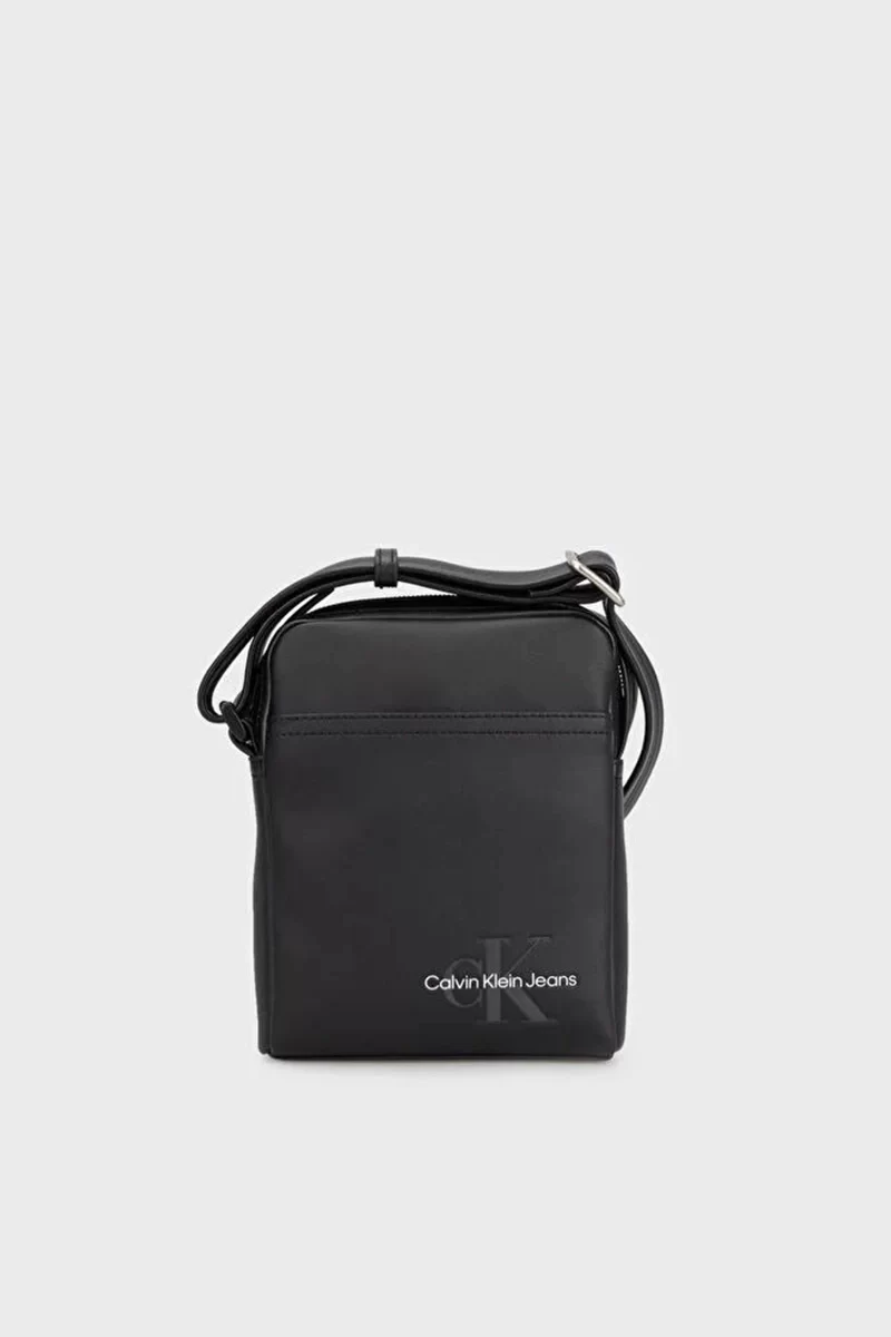 Calvin Klein Erkek Monogram Siyah Askılı Çanta