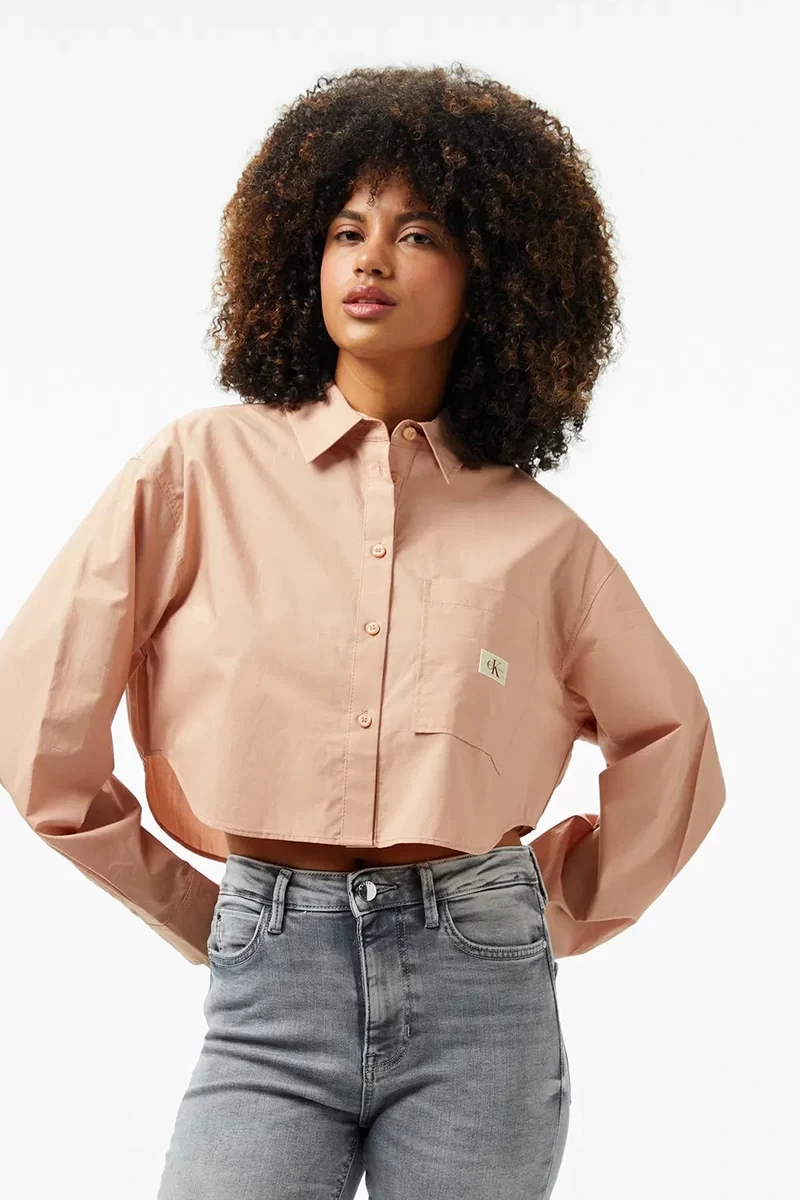 Calvin Klein Kadın Oversize Crop Uzun Kollu Pembe Gömlek