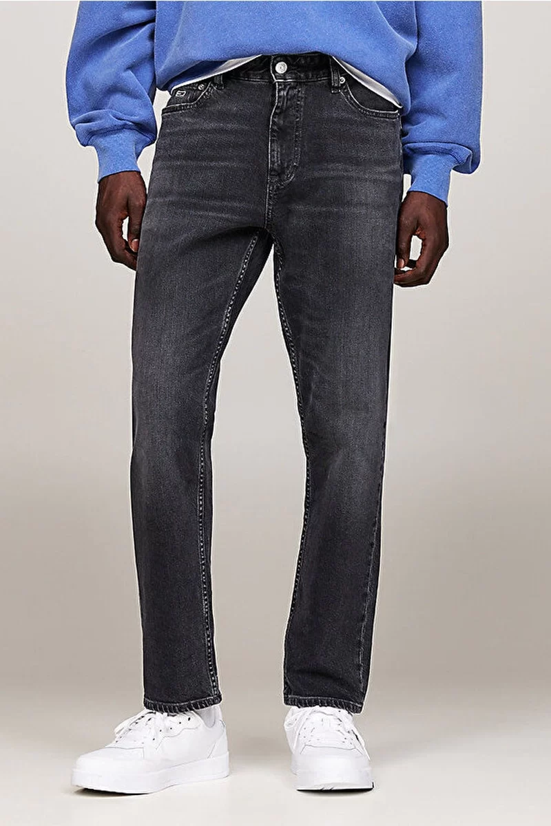 Tommy Jeans Erkek Rahat Kesim Regular Tapared Pantolon