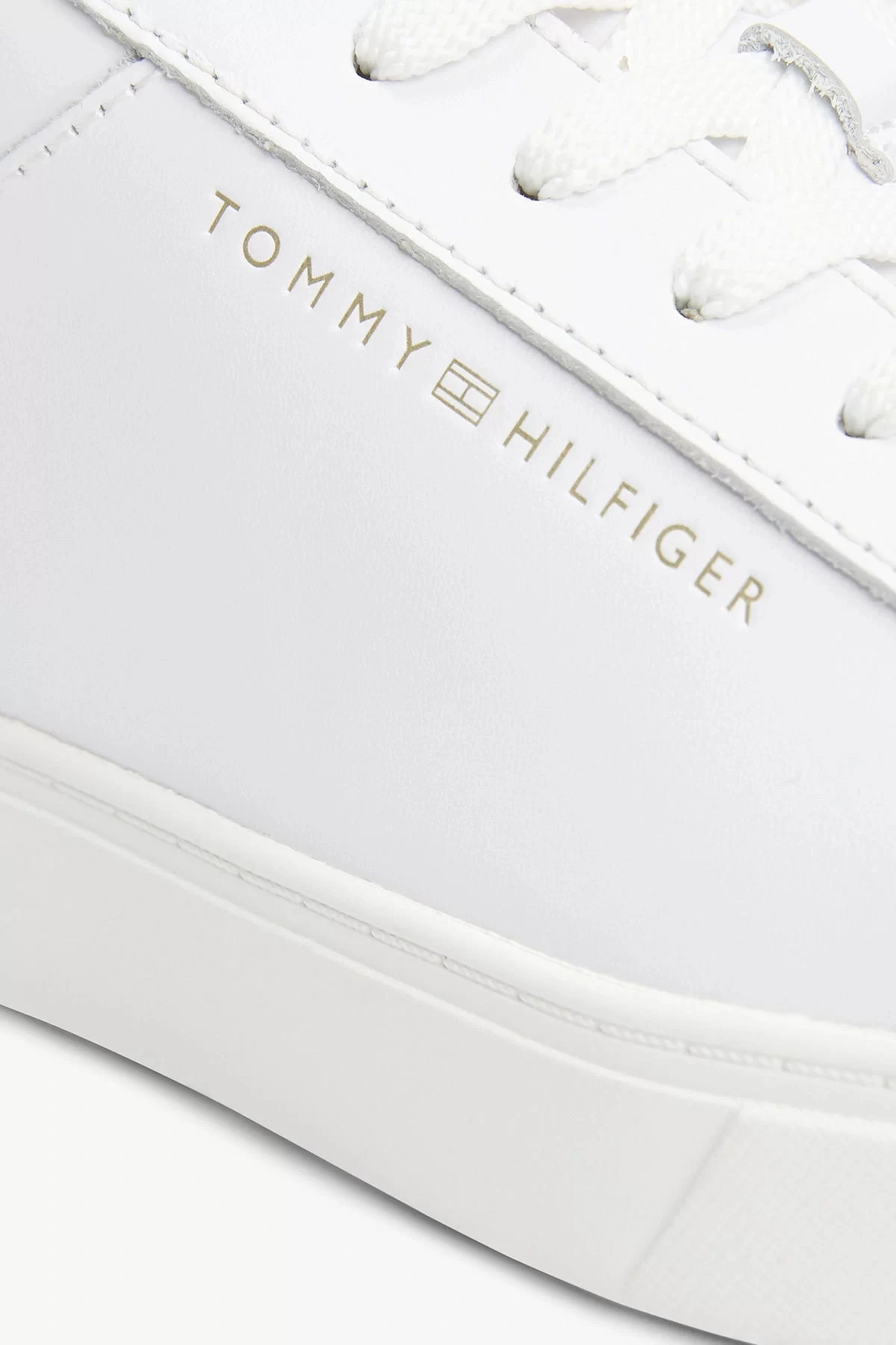 Tommy Hilfiger Kadın Beyaz Essential Court Sneaker