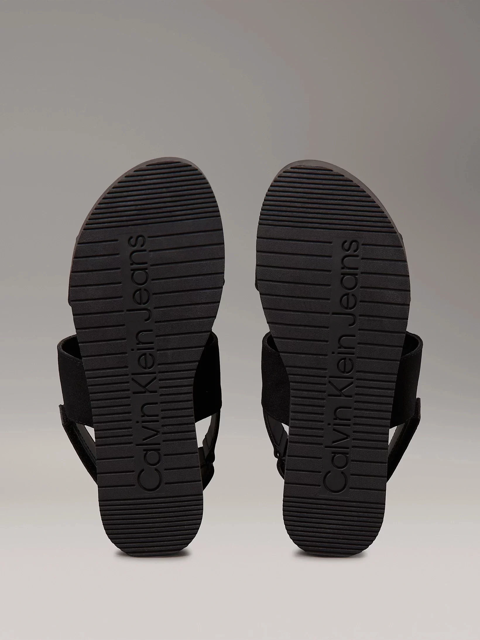 Calvin Klein Kadın Siyah Platform Logolu Sandalet