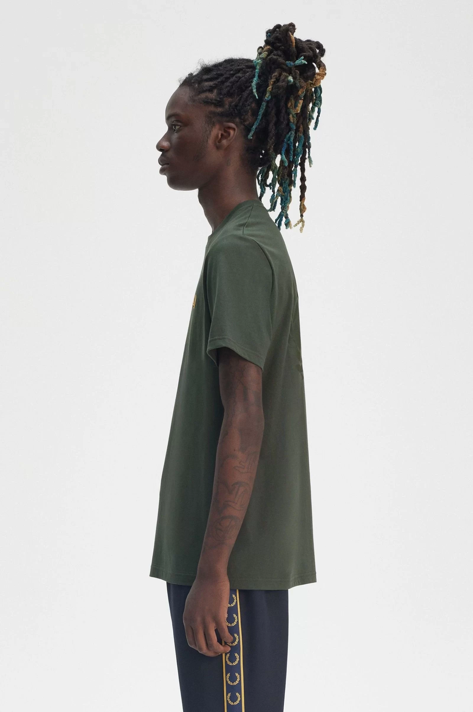 Fred Perry Erkek Haki Logo Detaylı T-shirt