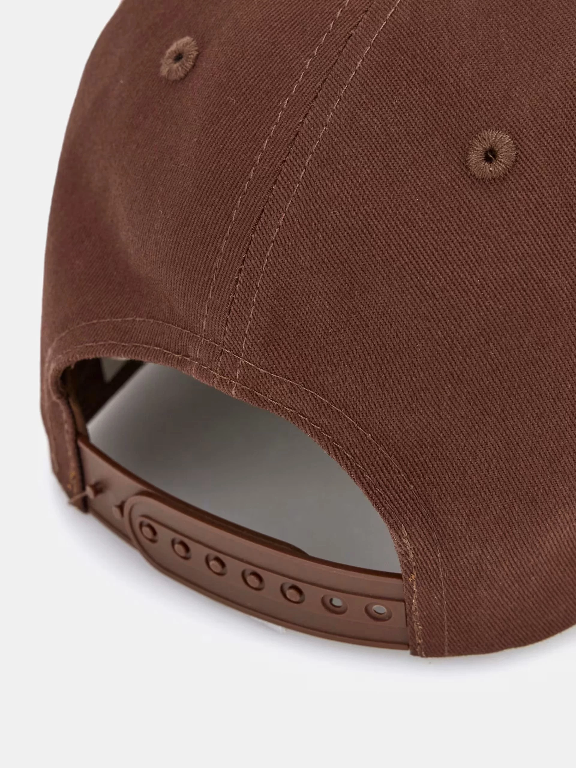 Guess Go Trademark Trucker Hat Erkek Kahverengi Şapka M5GZ14WO07T-A118
