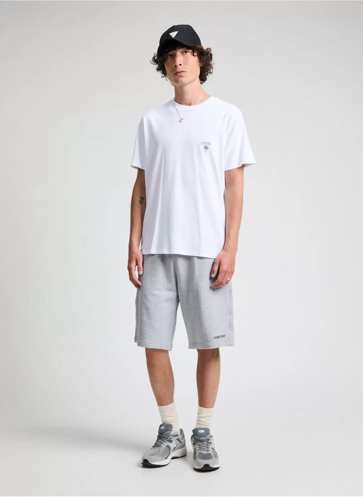 Guess Ss Cn Gd Palm Tee Erkek Beyaz T-Shirt F5GI09KA260-G011