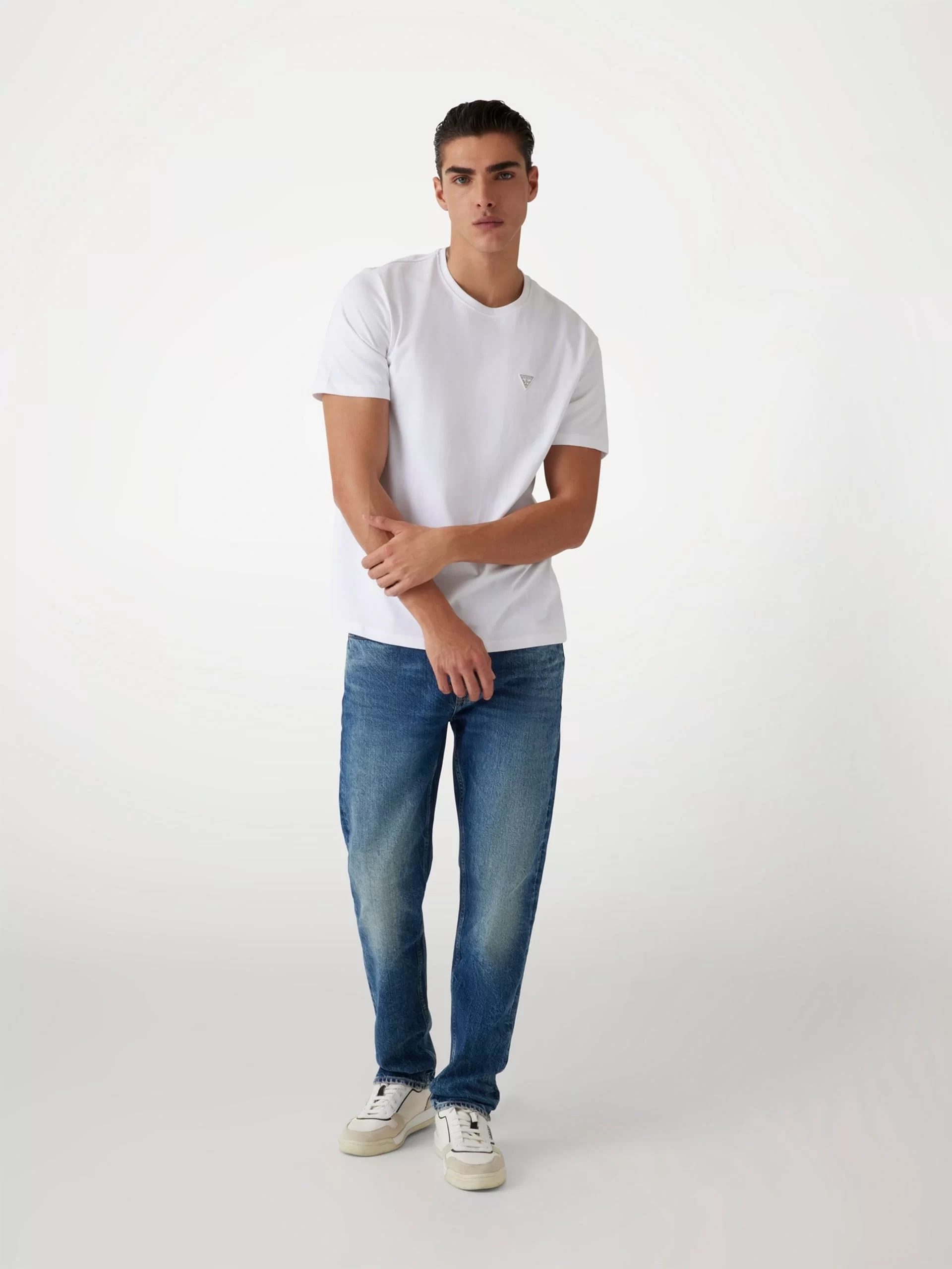 Guess Ss Cn Patch Tee Erkek Beyaz T-Shirt M4YI0AKCCM1-G011
