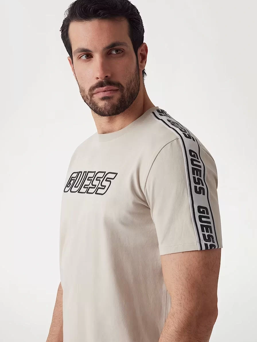 Guess Arlo Cn T-Shırt Erkek Bej T-Shirt Z4GI18J1314-G9D0