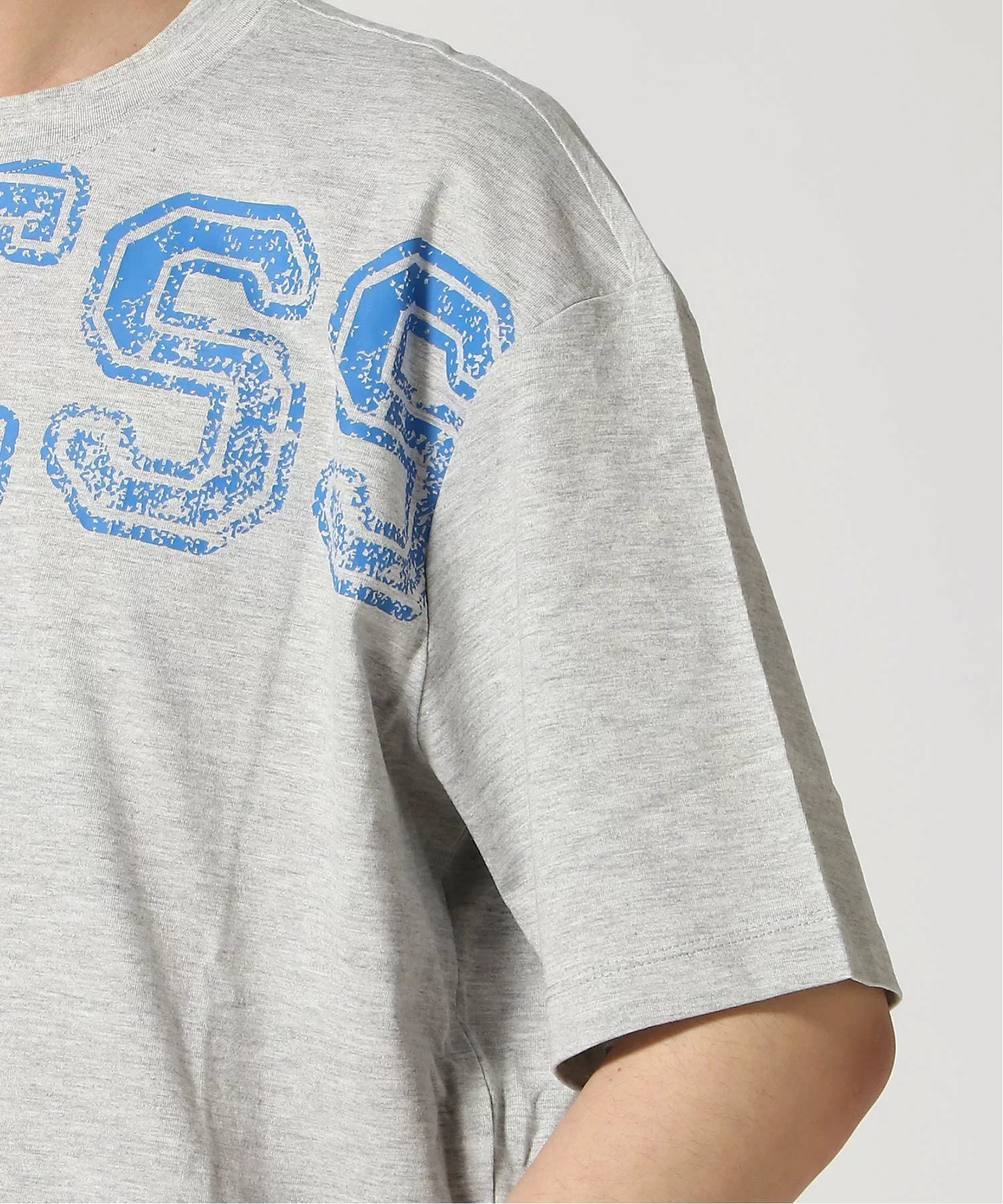 Guess Bugler Cn T-Shırt Erkek Gri T-Shirt Z5GI15I3Z14-H9C9