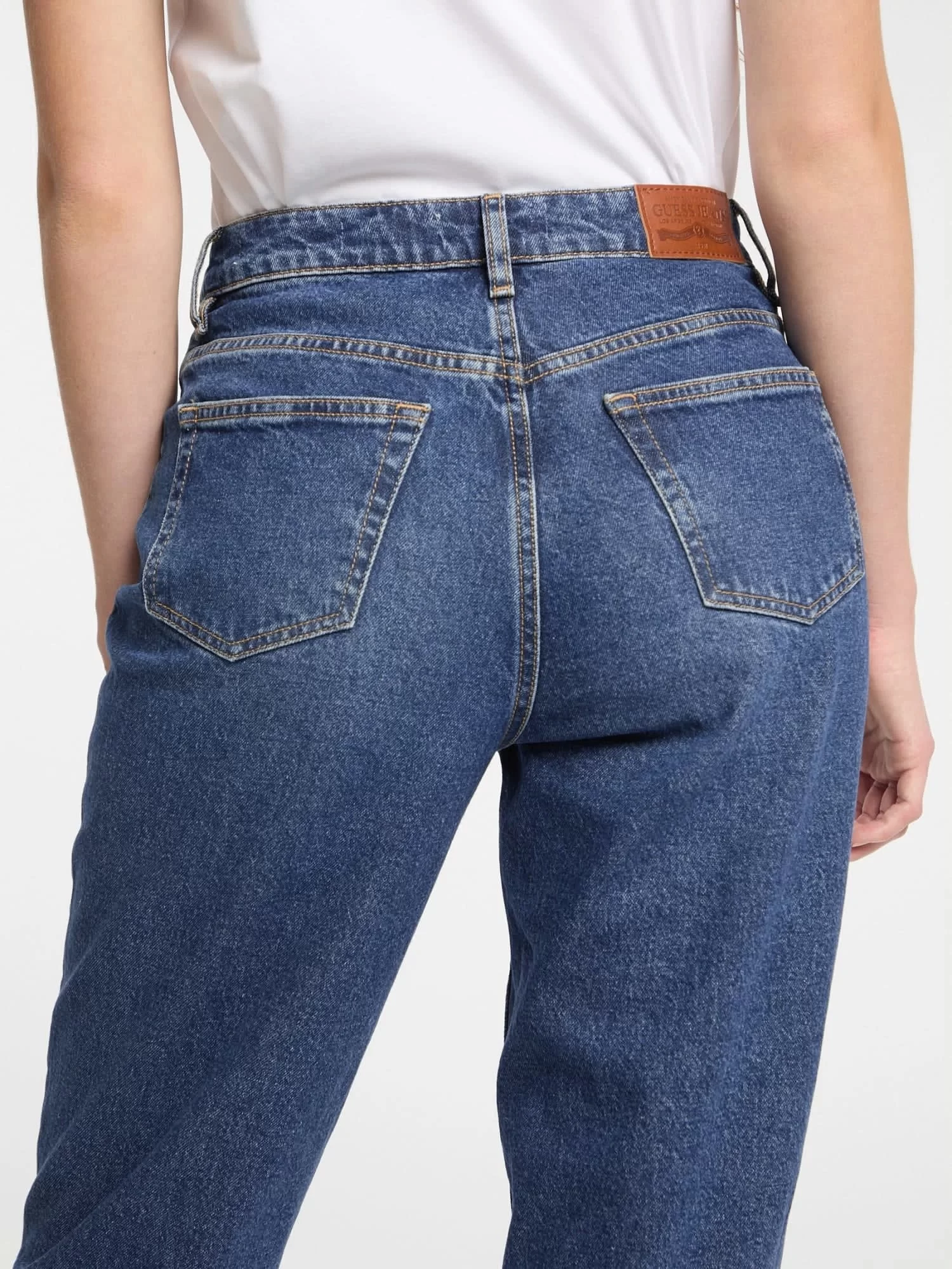 Guess jeans Gj G06 Mom Kadın Denim Jeans W5RA0DD5M44-GJWM
