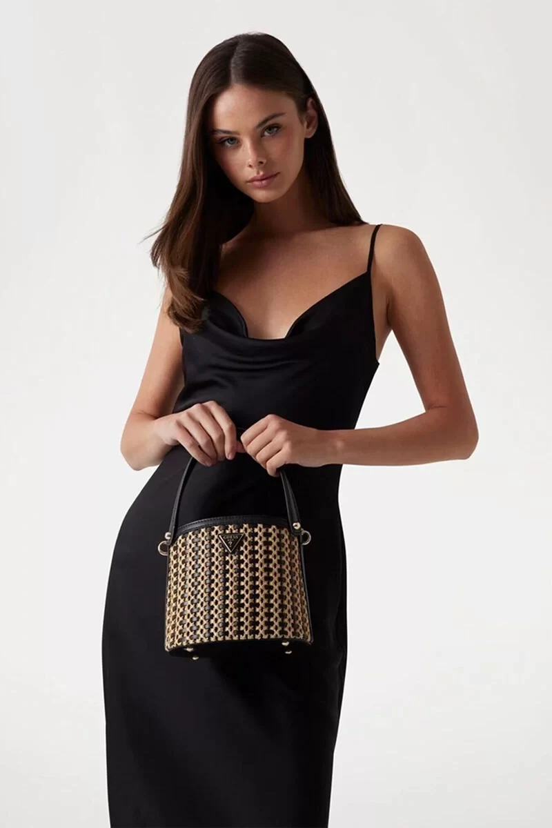 Guess Kadın Siyah Atalia Crossbody Bucket Çanta