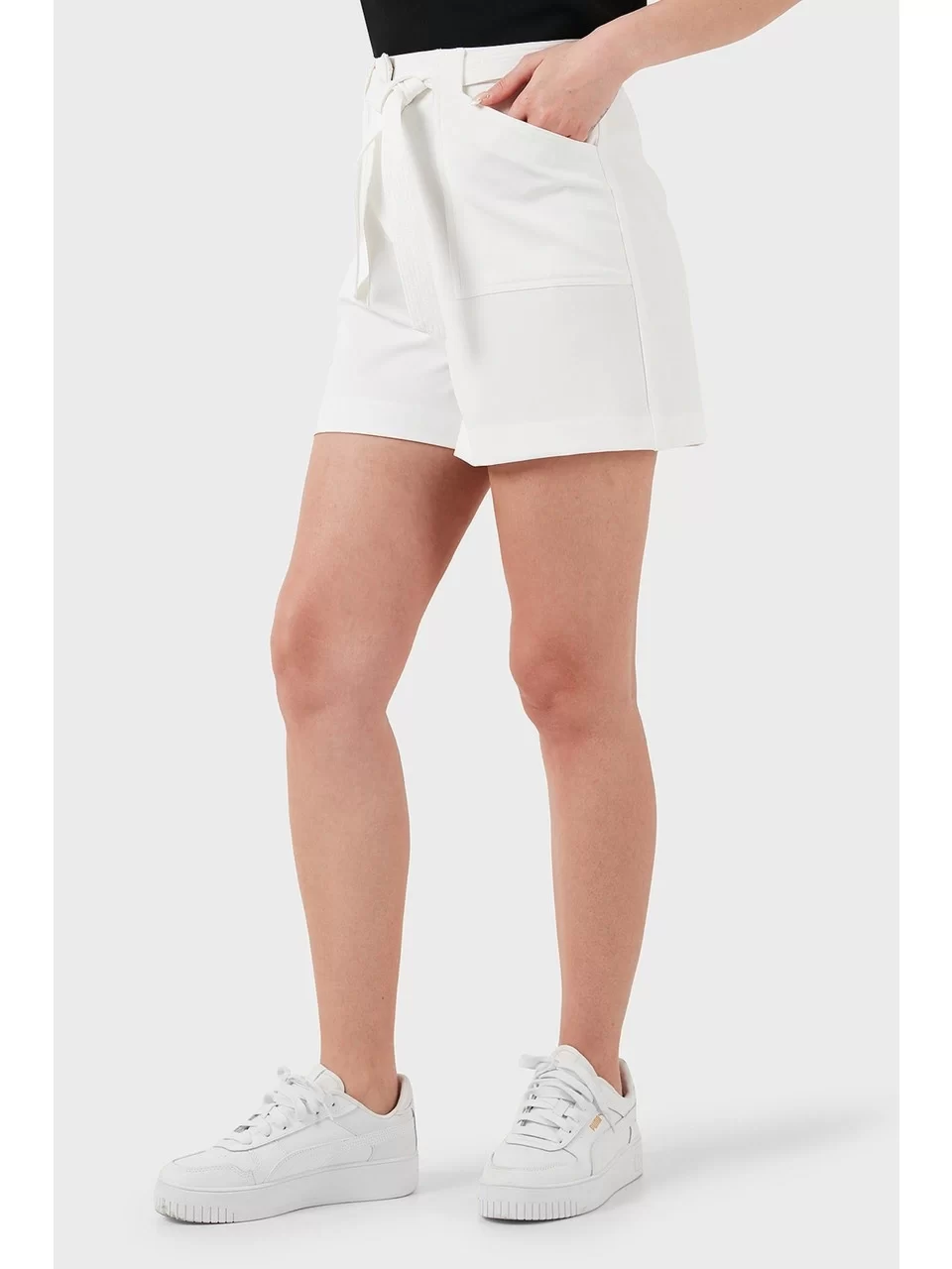Guess New Valentına Short Kadın Beyaz Şort W5GD0IWH9Y2-A00K
