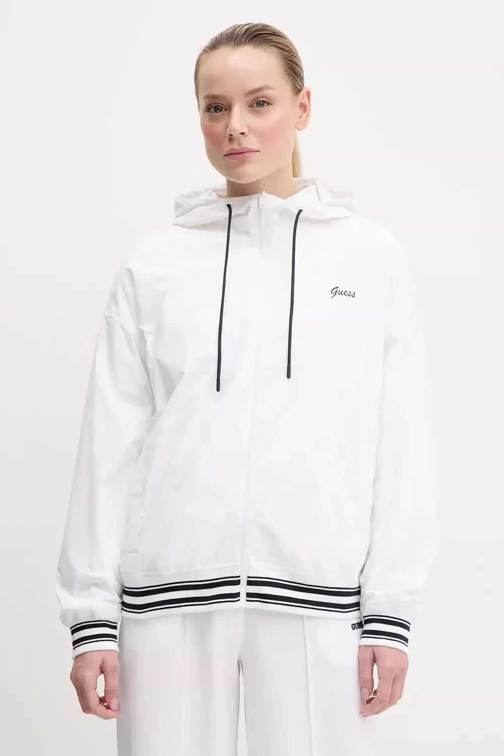 Guess Kale Wındbreaker Kadın Beyaz Ceket V5GL00WH5H2-G011