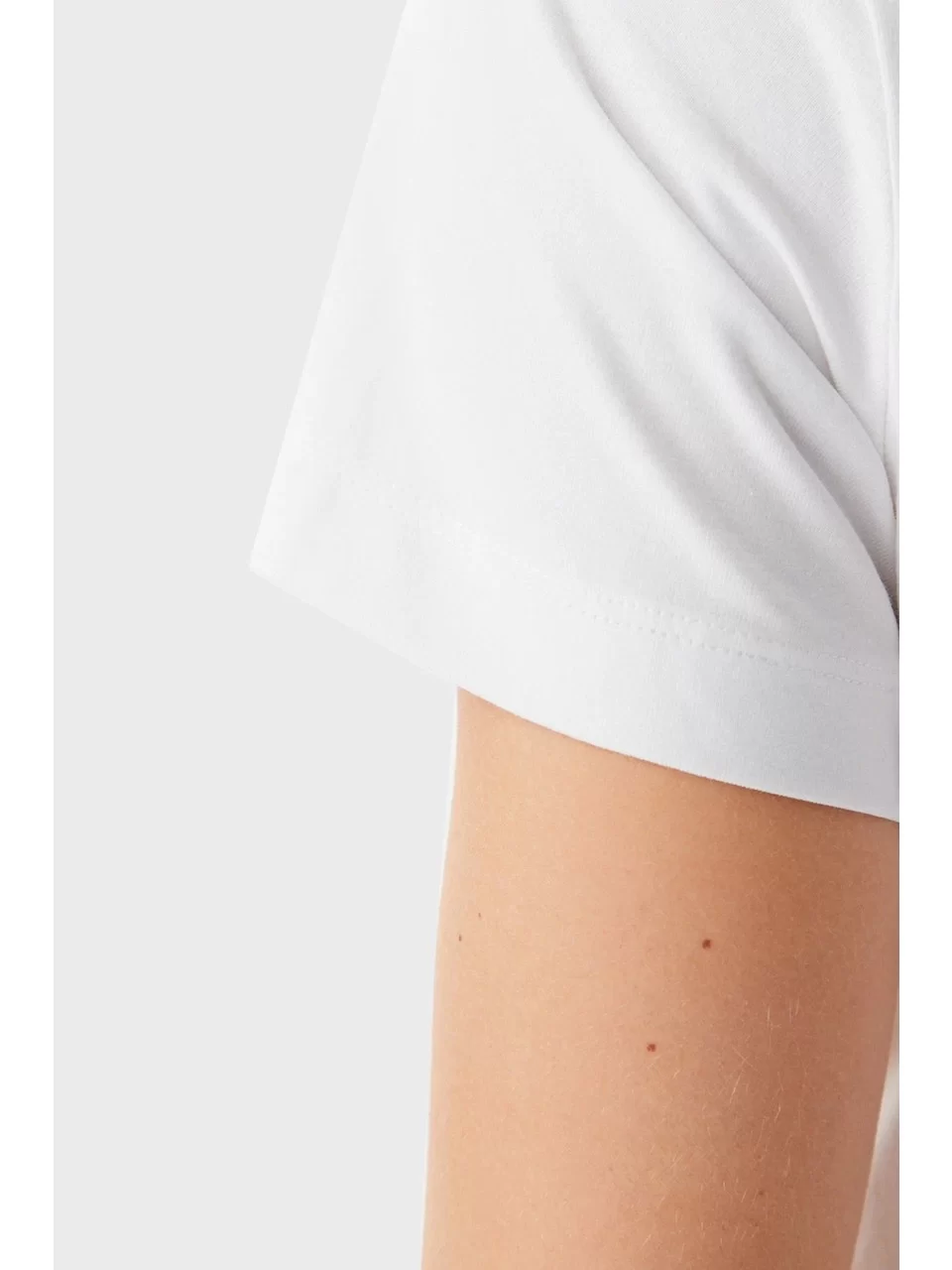 Guess Kamelıe Cn T-Shırt Kadın Beyaz T-Shirt V5GI15J1314-G011