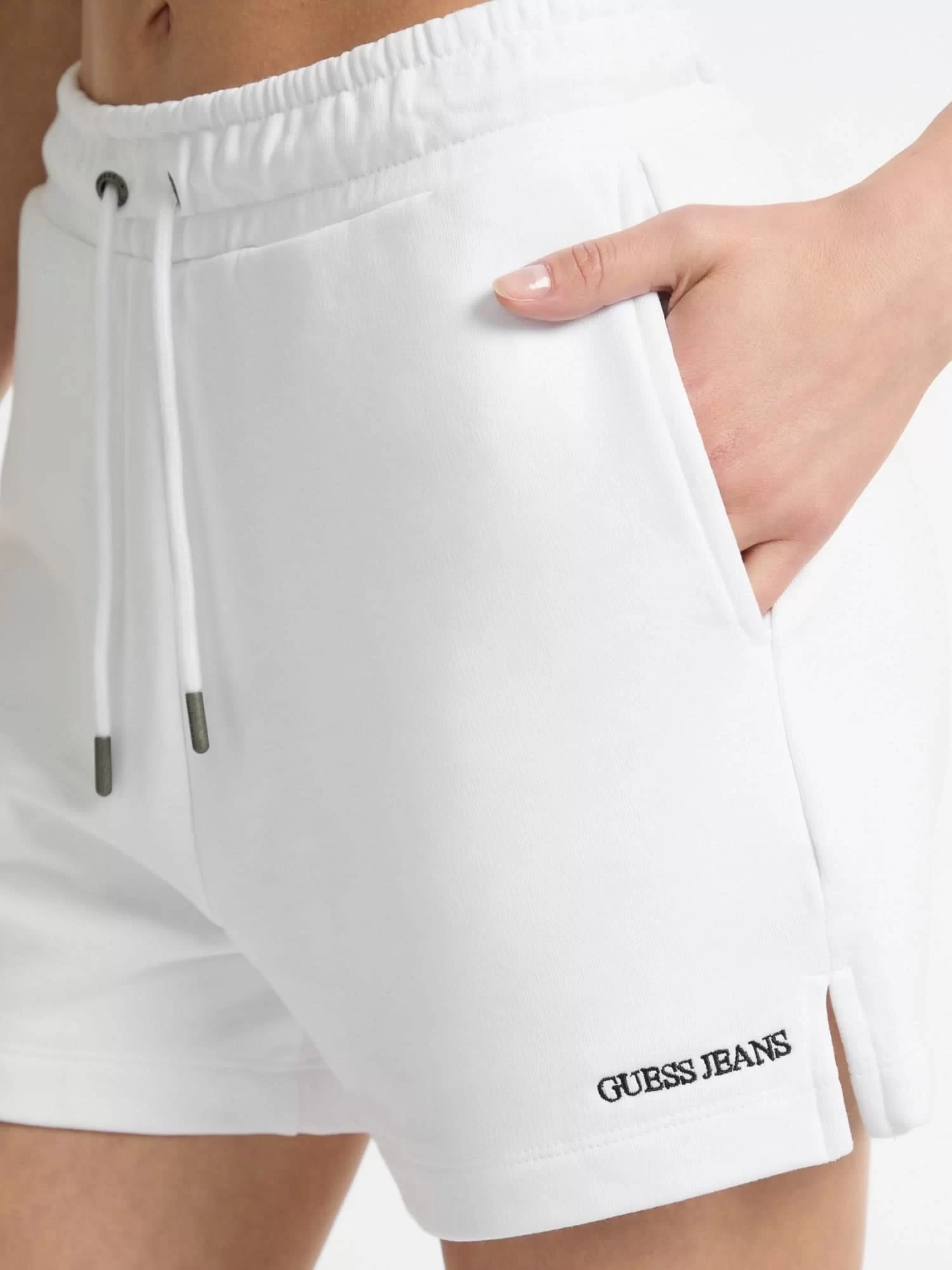 Guess jeans Gj Reg Embro Shorts Kadın Beyaz Şort W5GD0OK68I4-G011