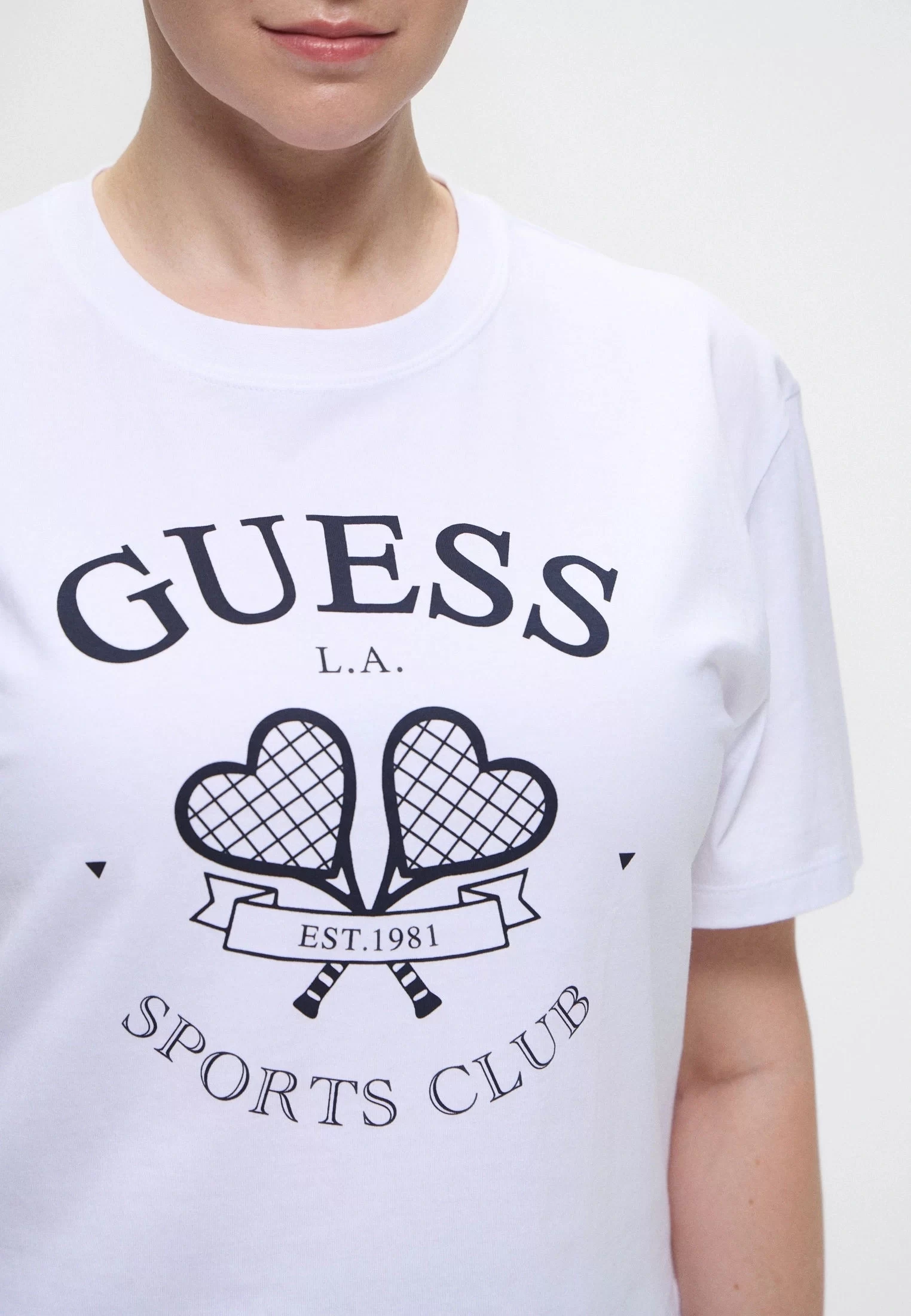 Guess Boxy T-Shırt Kadın Beyaz T-Shirt V5GI04I3Z14-G011