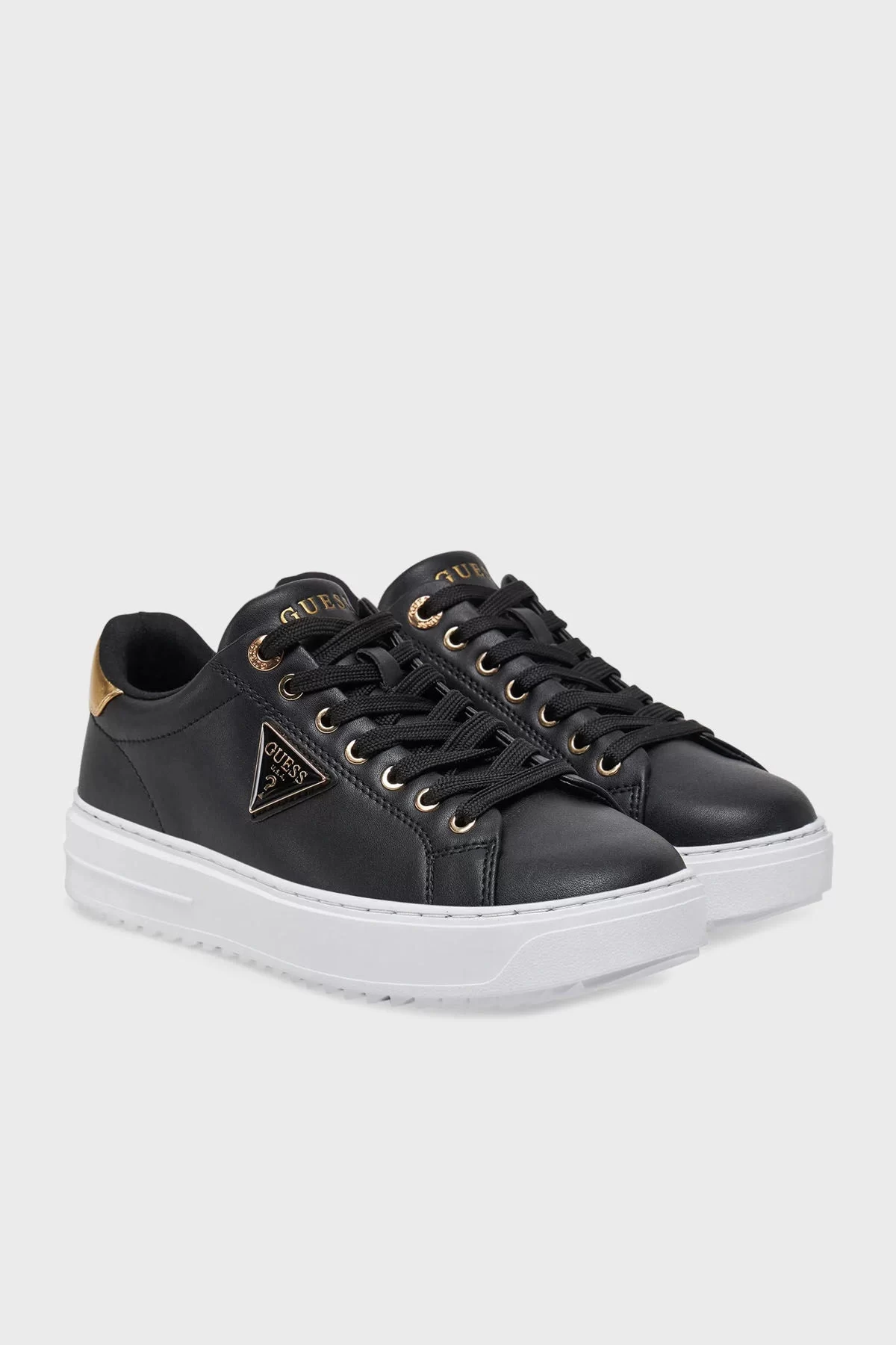 Guess Kadın Siyah Denesa Deri Logolu Kalın Taban Sneaker