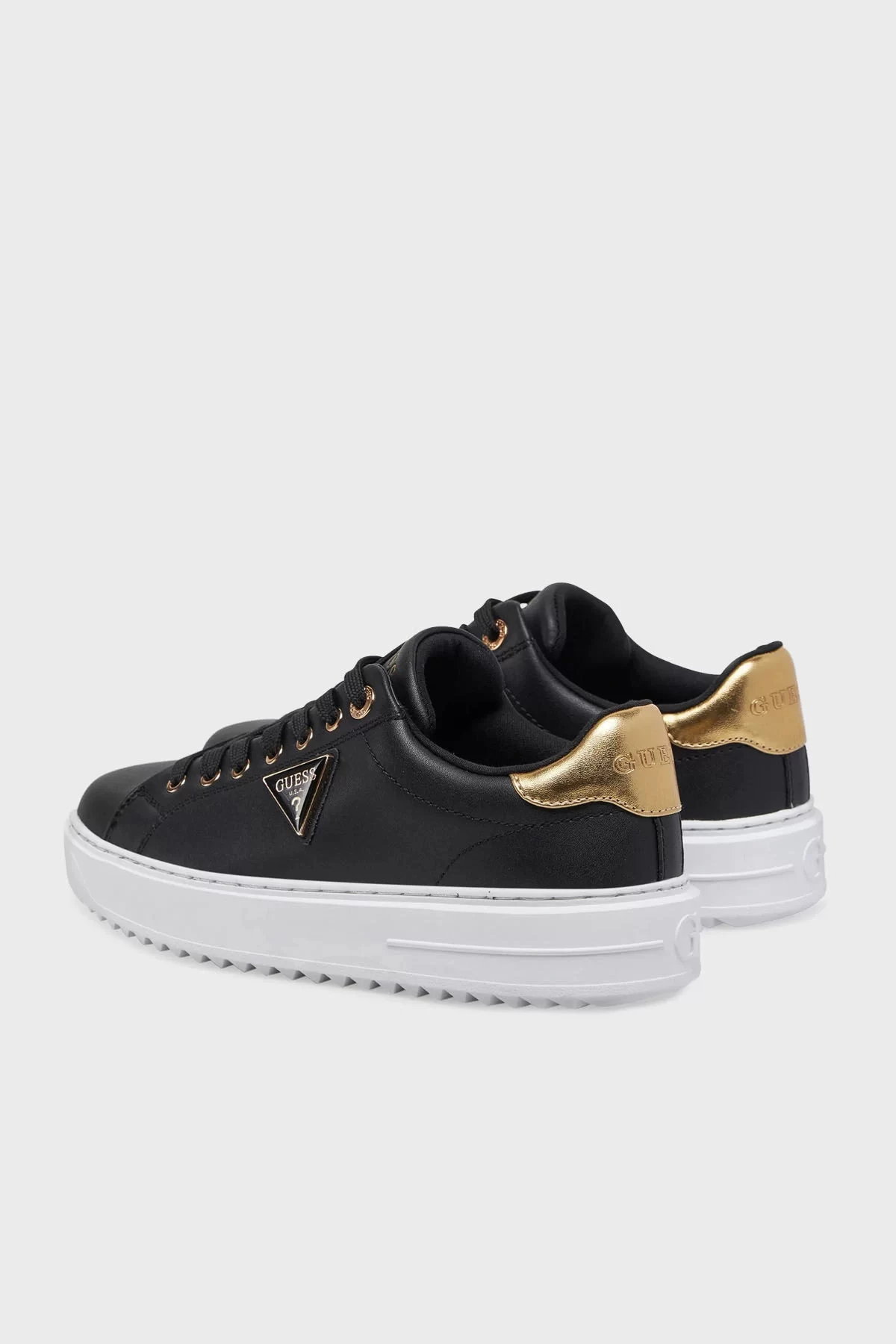 Guess Kadın Siyah Denesa Deri Logolu Kalın Taban Sneaker