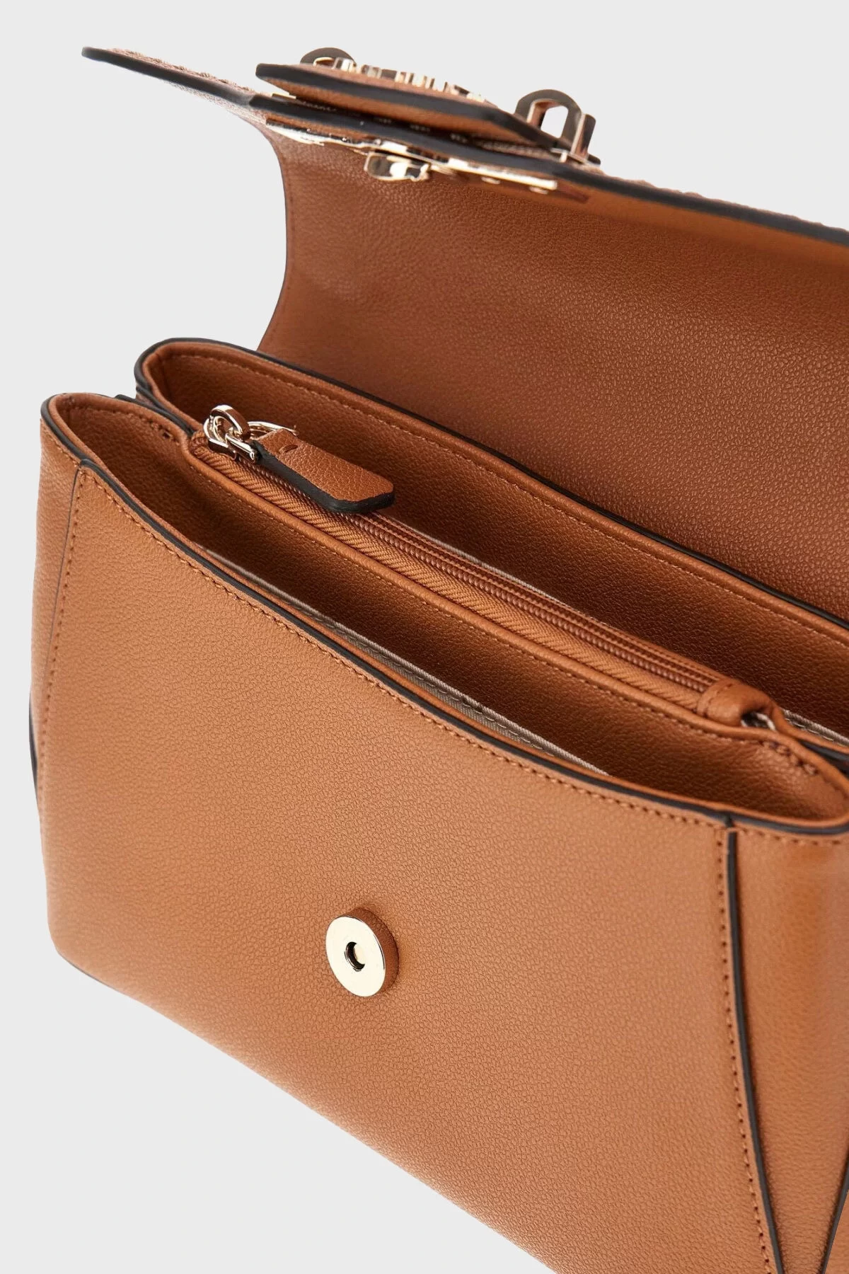 Guess Nastra Convertıble Xbody Flap Kadın Kahverengi Çapraz Çanta HWBG9637210-CAR
