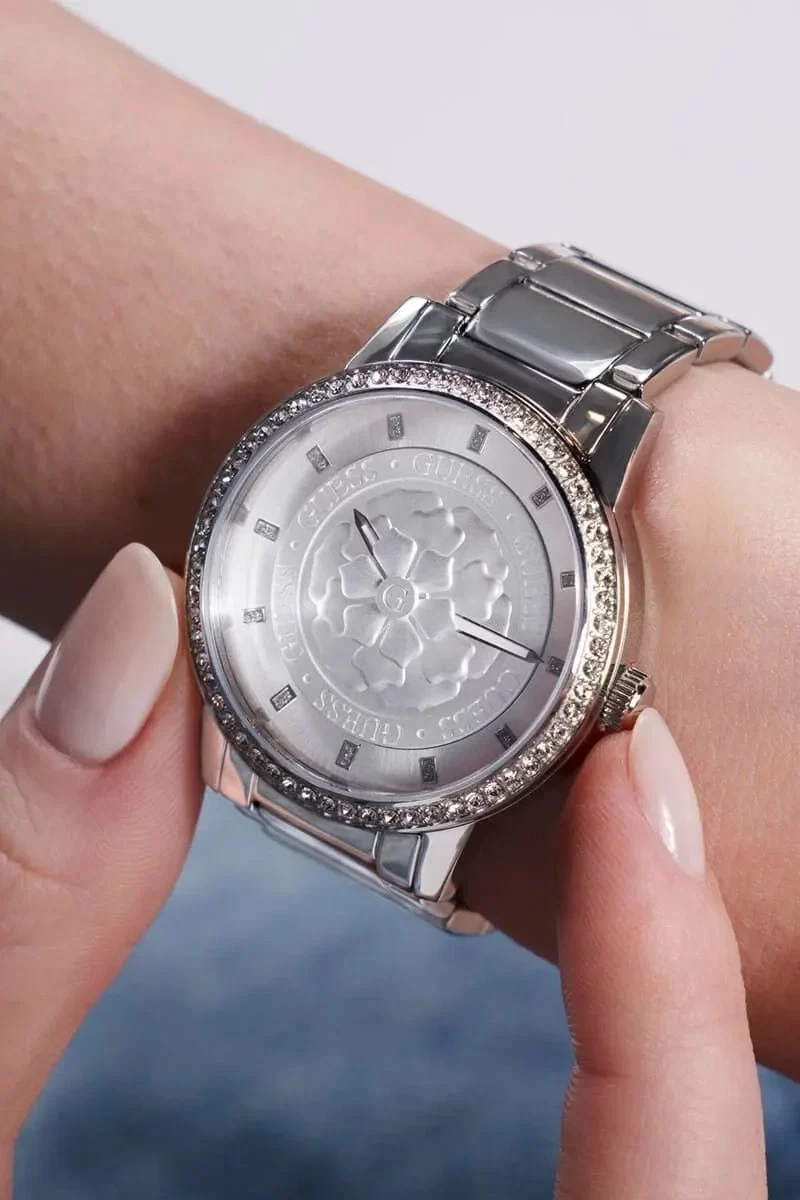 Guess Kadin Metalik Gri Kol Saati GUGW0747L1
