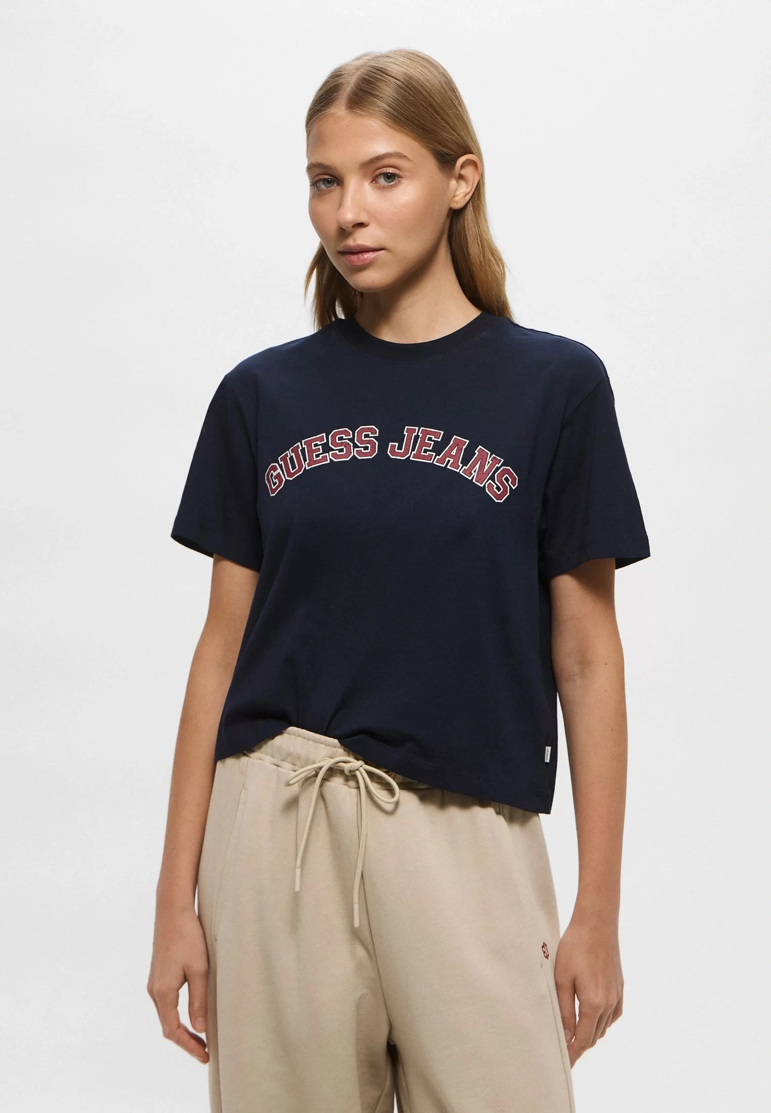 Guess jeans Gj Ss Cn Boxy Collegıate Tee Kadın Lacivert T-Shirt W5RI41K8HM0-A71W