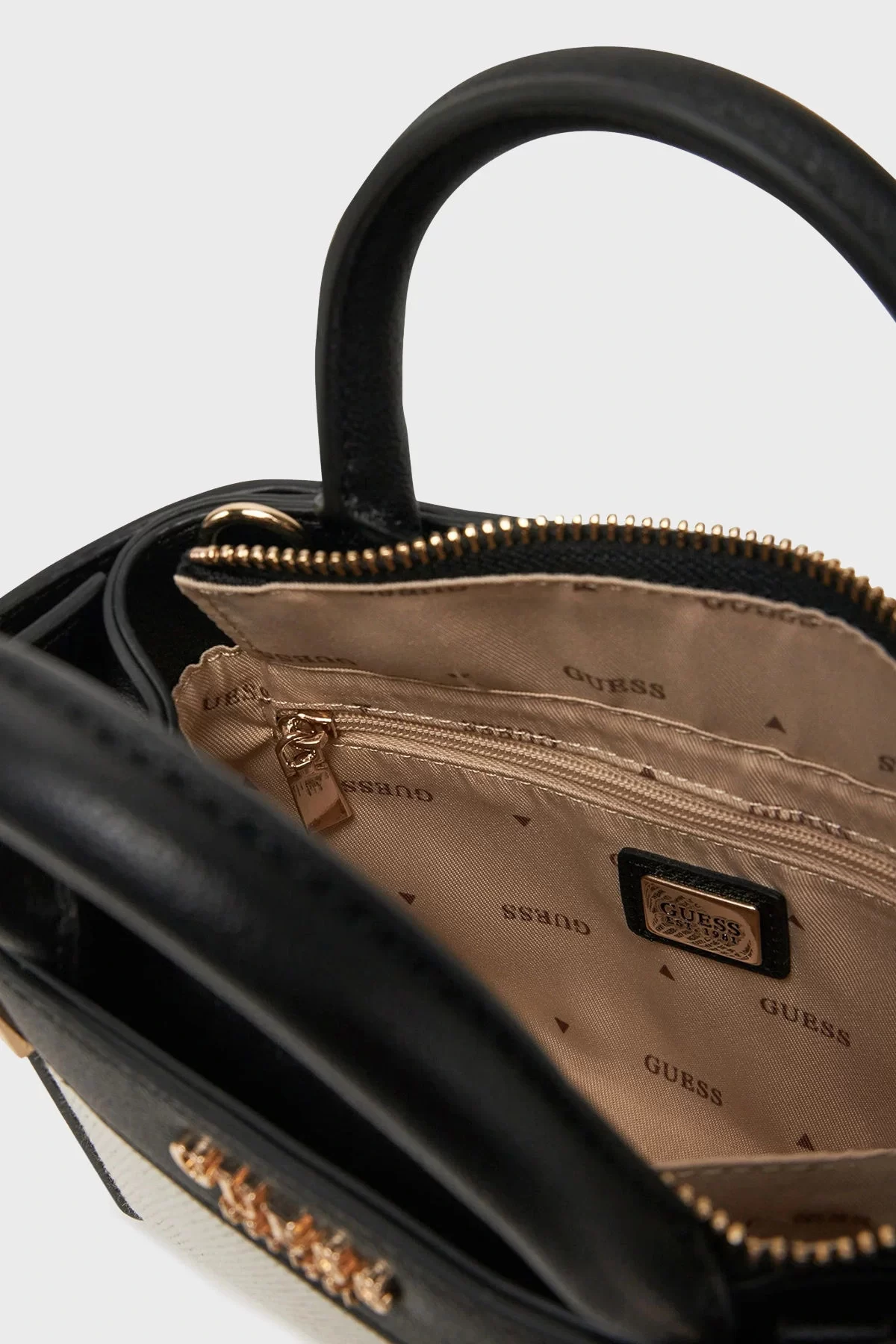 Guess Anadela Mını Satchel Kadın Siyah Mini Çanta HWAG9633760-NTB