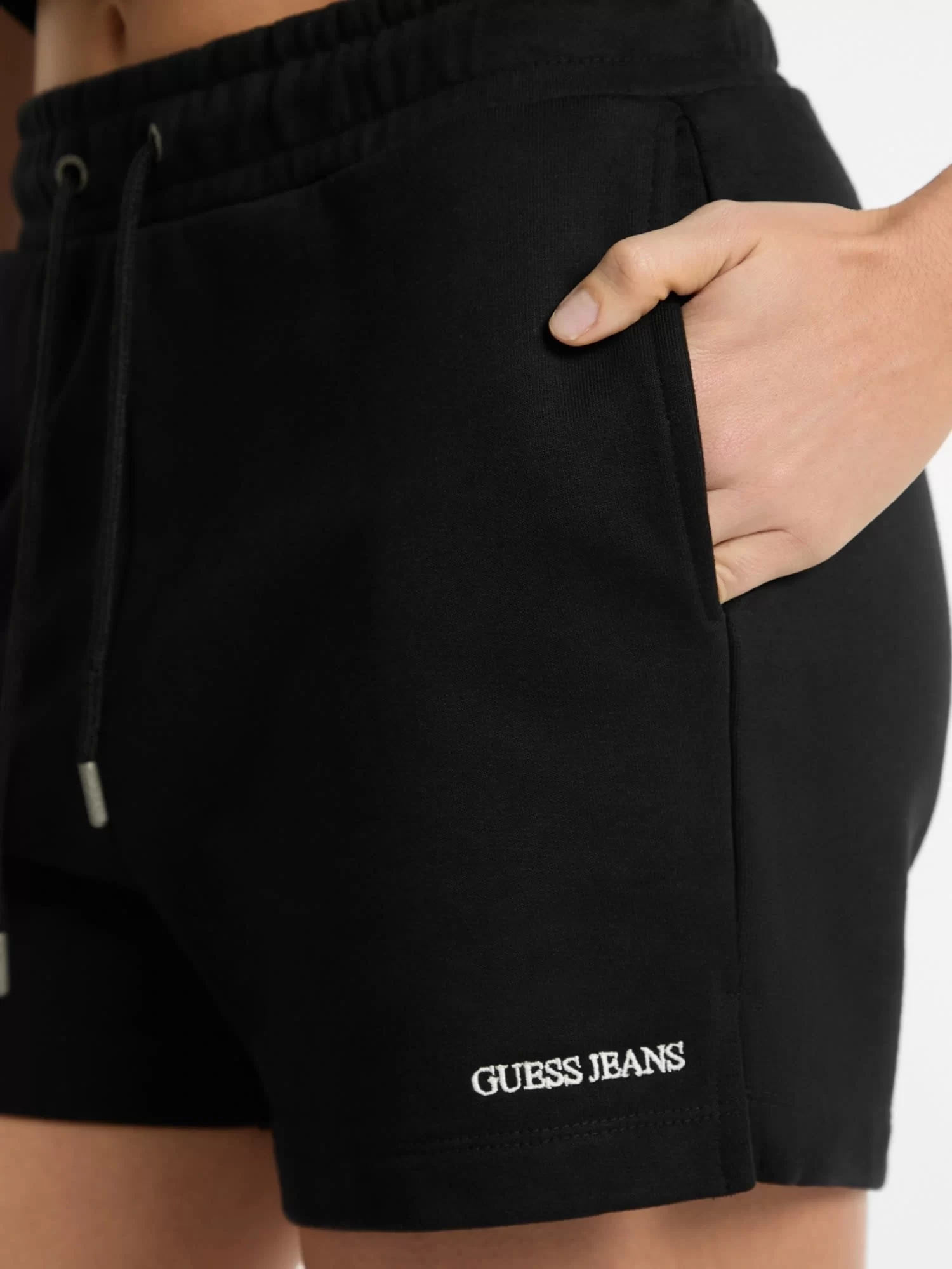 Guess jeans Gj Reg Embro Shorts Kadın Siyah Şort W5GD0OK68I4-JBLK